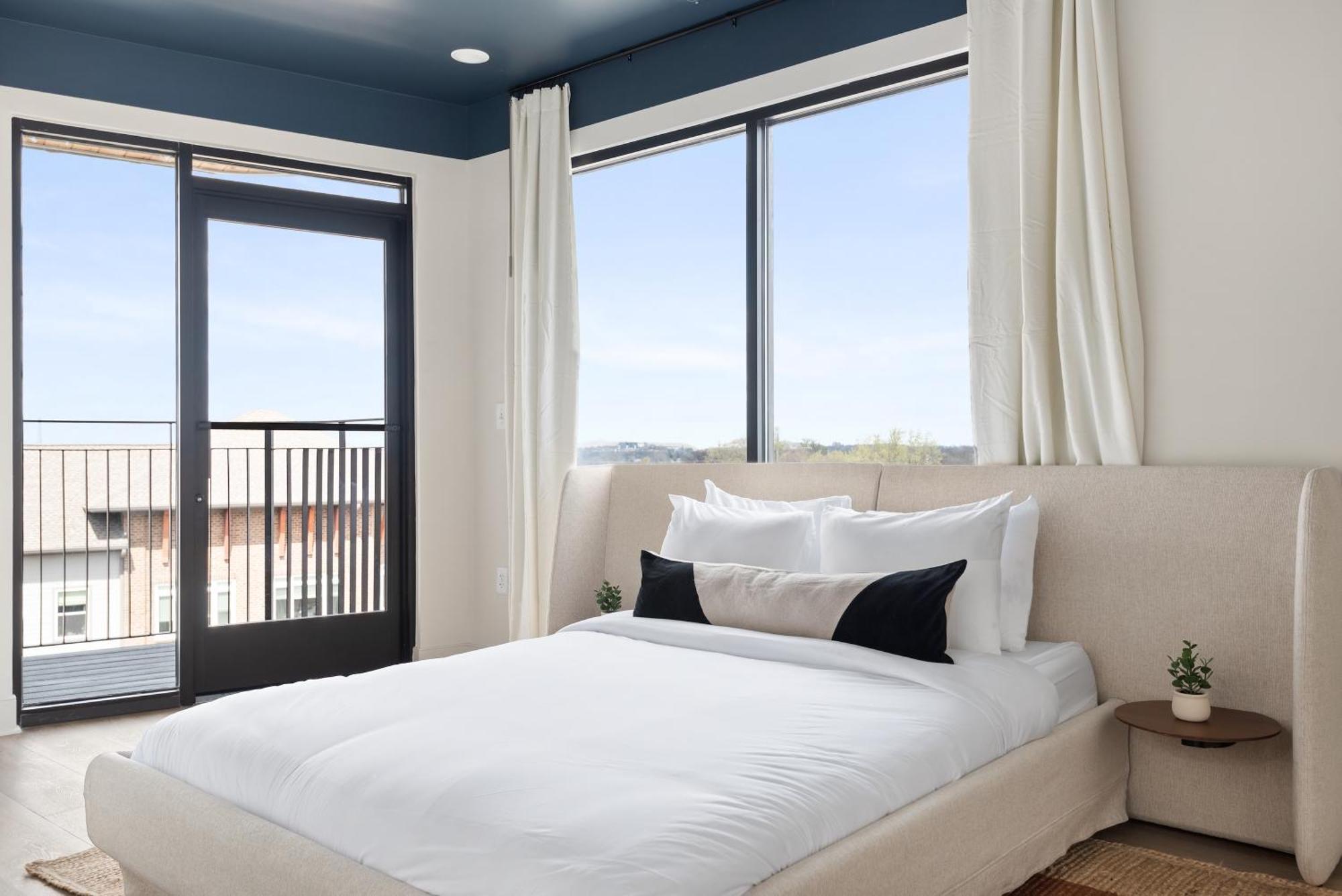 Hotel The Eighteen By Kasa 4*