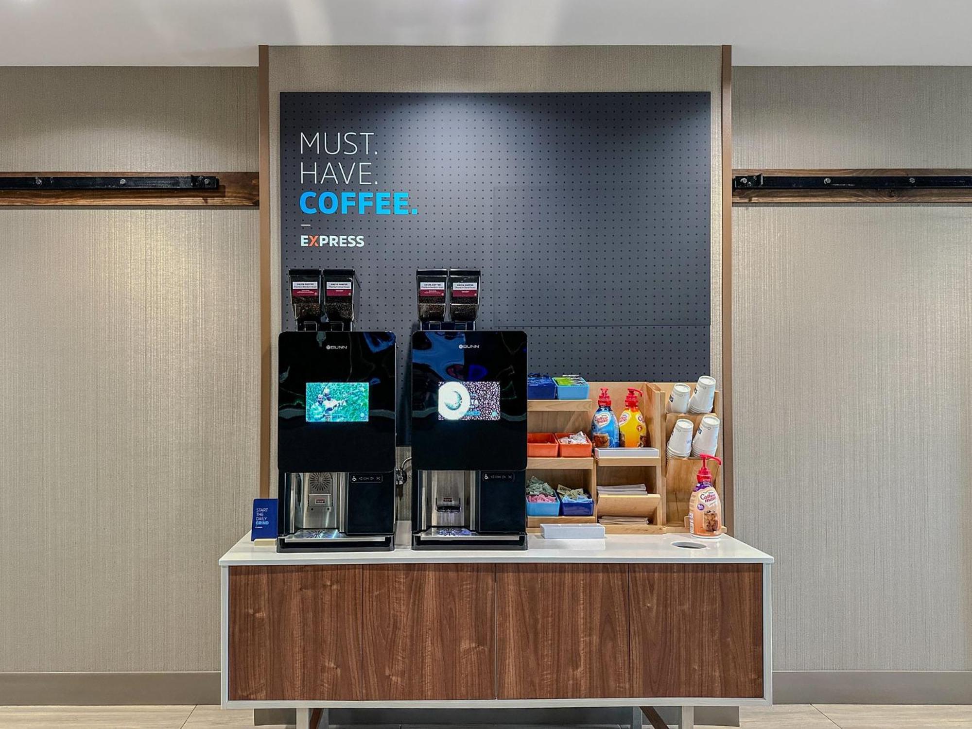 Express & West End - Univ Area By Ihg