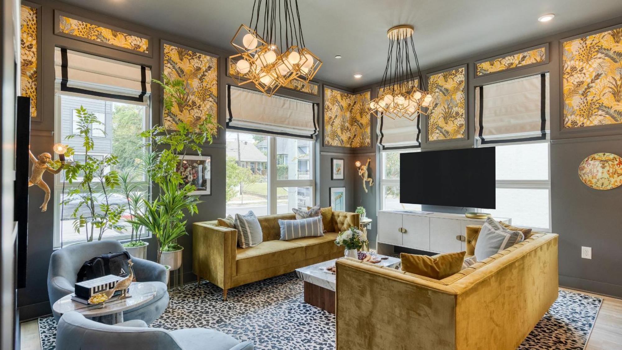 Colorful 4br W Artful Design Dining Easy Access To Broadway The Bloom House By Avantstay * Nashville