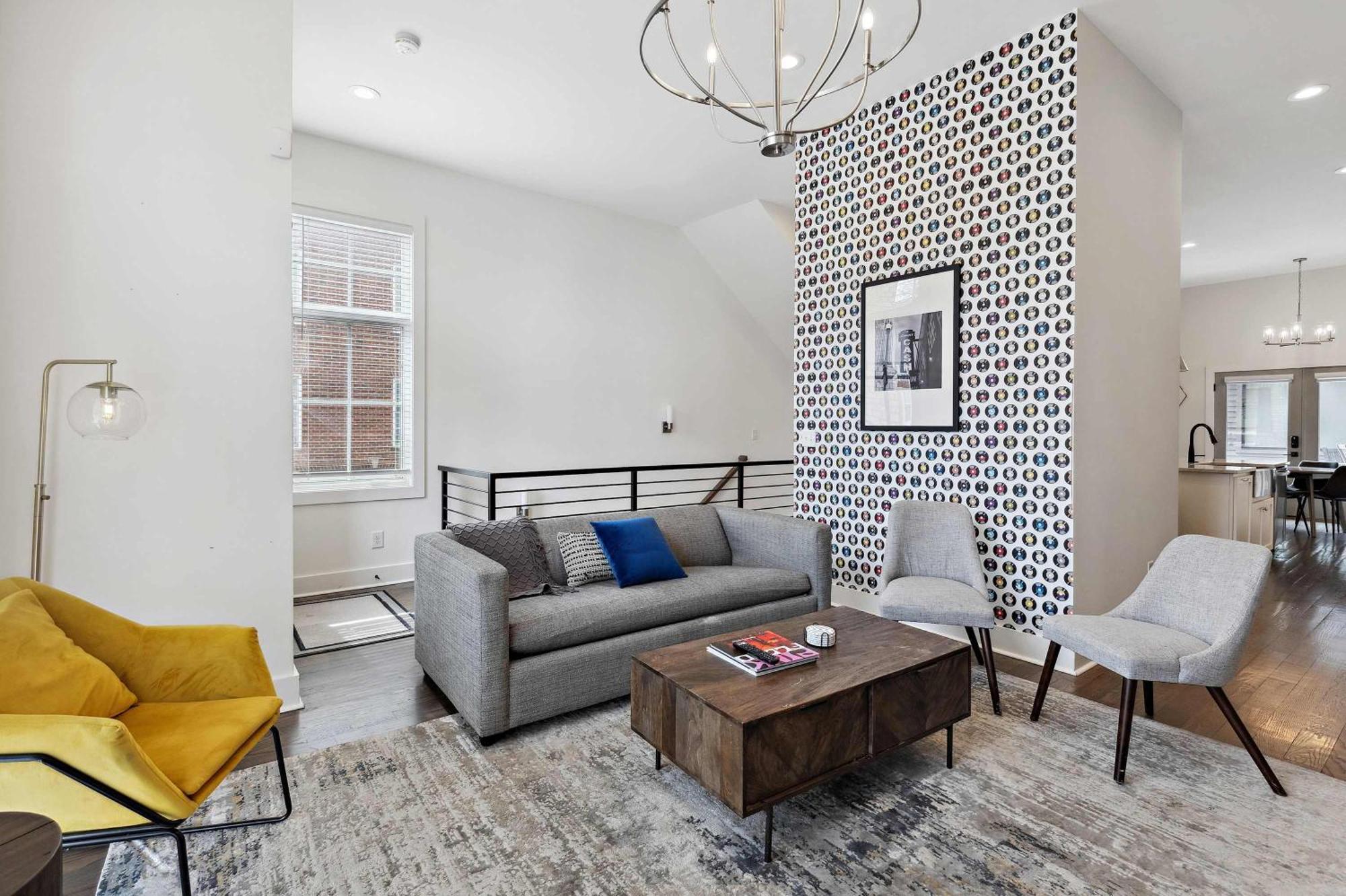 West End Oasis-new Building & Rooftop Views Holiday home Nashville