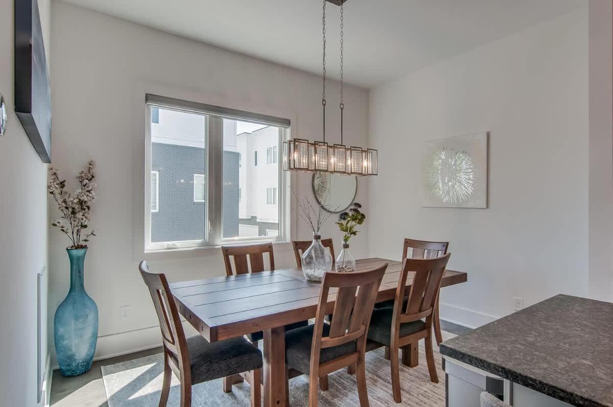 The East Side Vibe By Local Holiday home