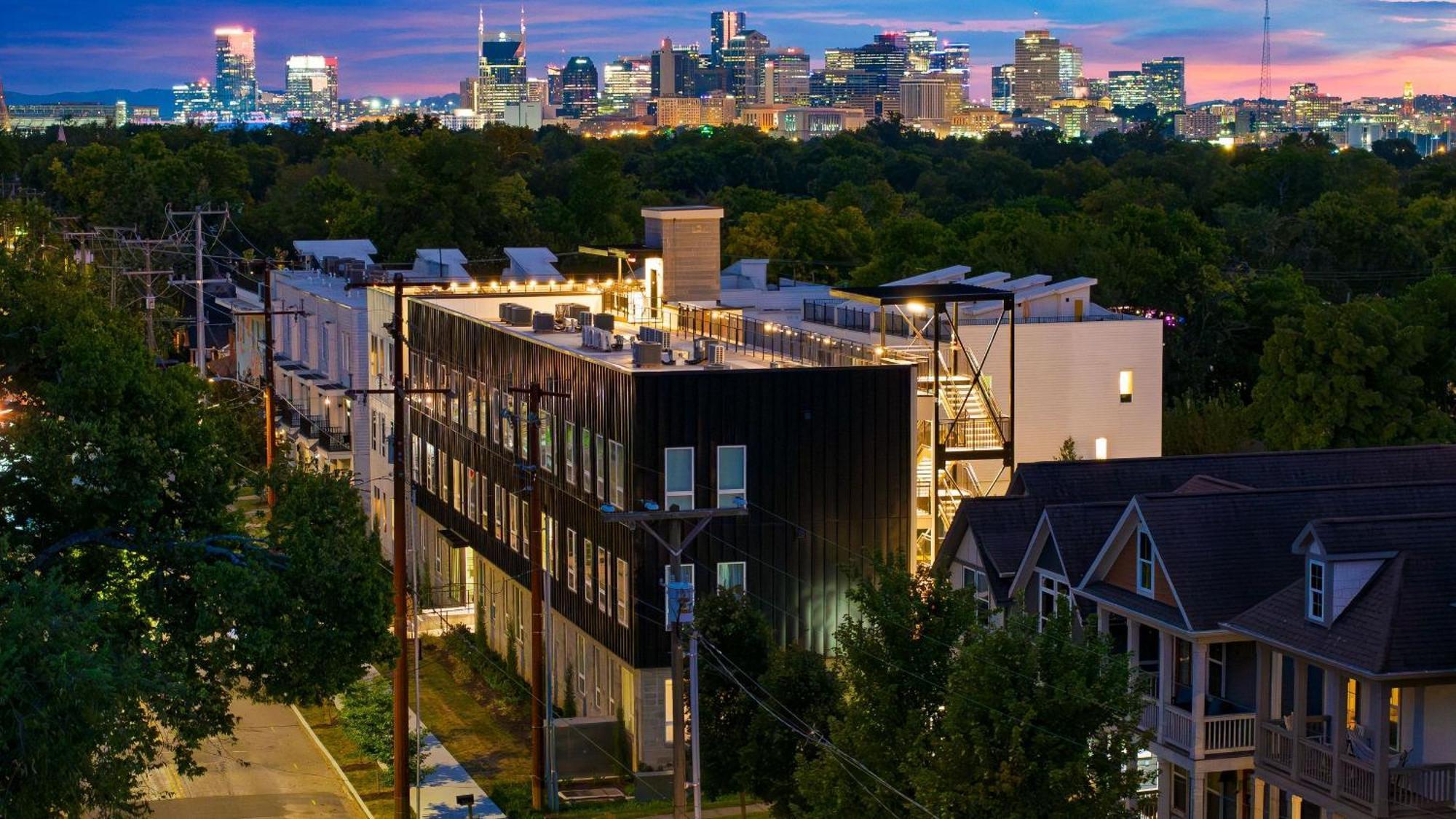 Modern Getaway Minutes From Downtown Five Points Hearth And Hideout By Avantstay Nashville