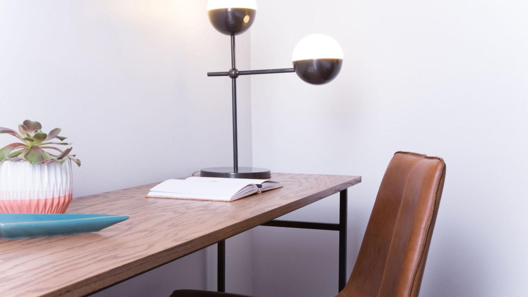 Sleeps 8 Stylish Sobro Walk To Dining Drinks - By Avantstay *