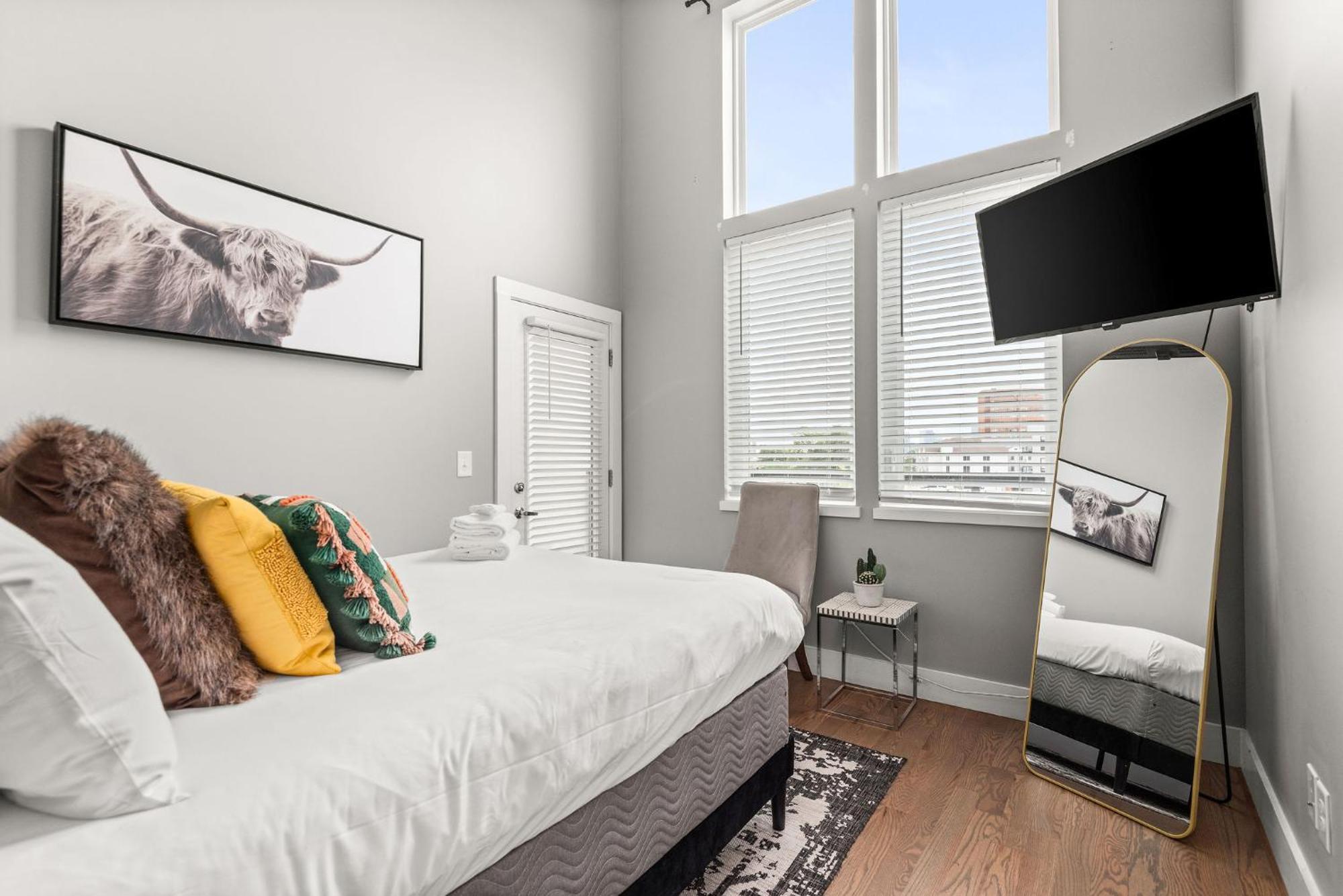 Holiday home Modern Townhouse Near Vandy And Parthenon