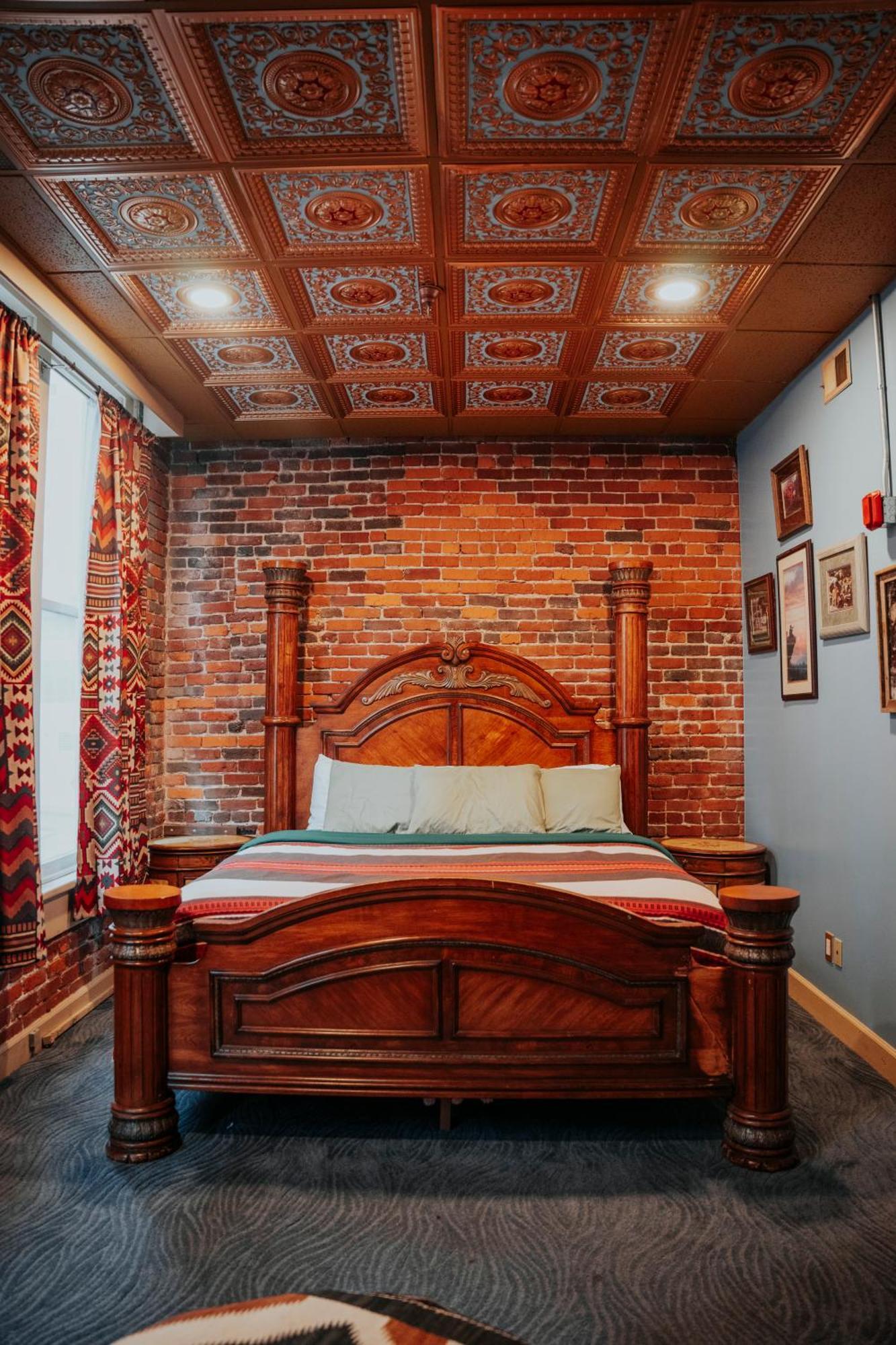 Holiday home Rockstar Mansion By Broadway *