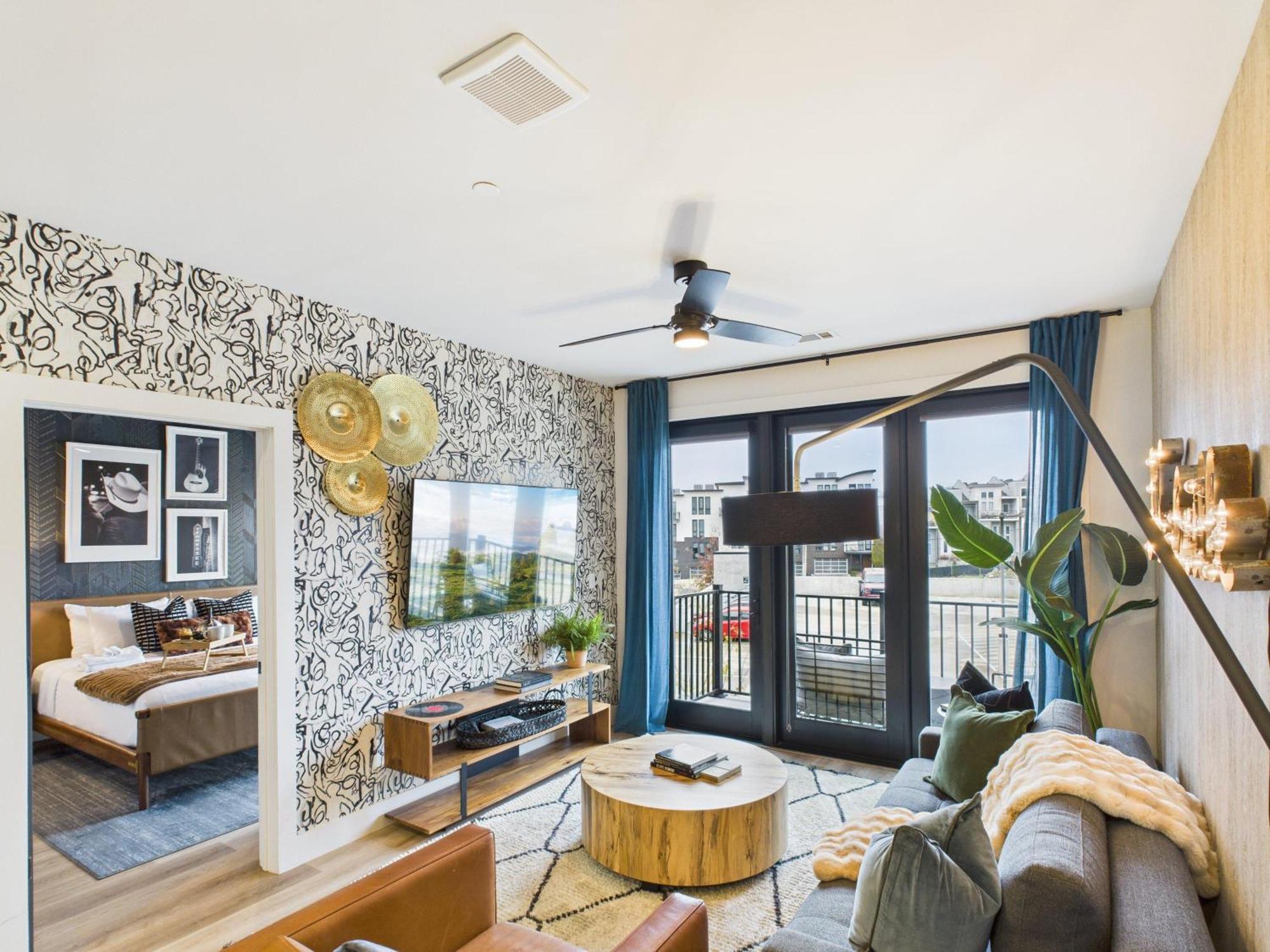 Bourbon Street Blues-odyssey-pool&gym-mins 2 Broadway Nashville