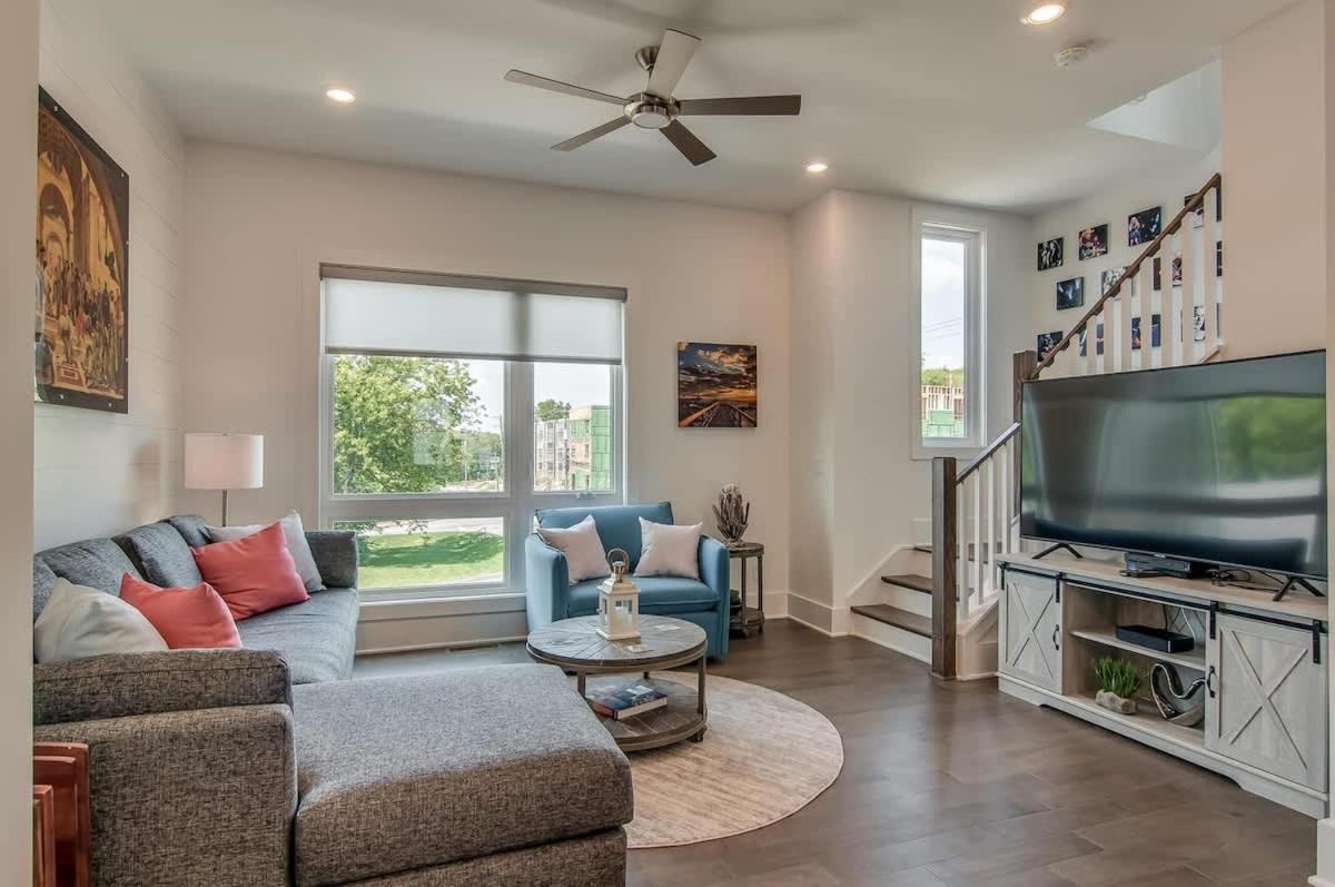 The East Side Vibe By Local Holiday home