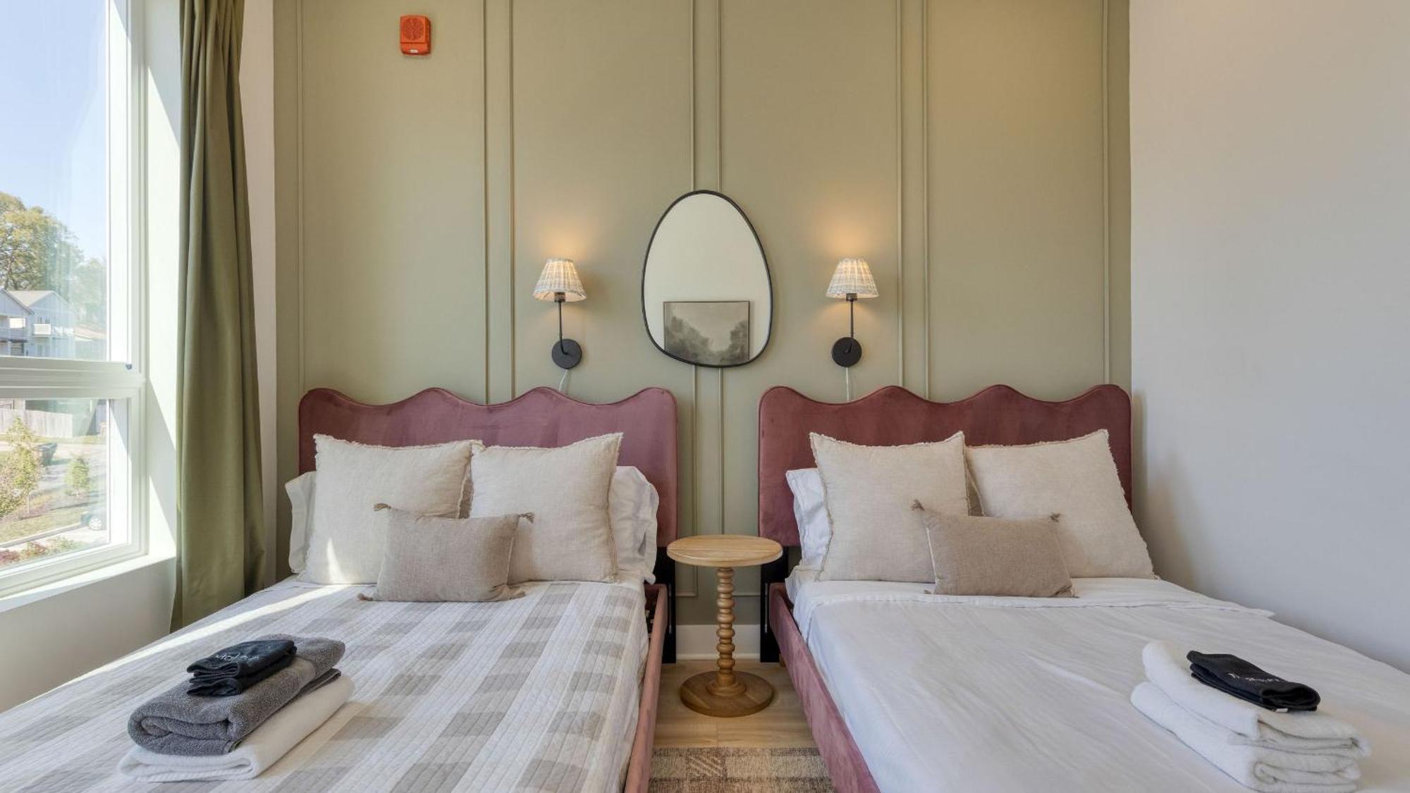 Modern Getaway Minutes From Downtown Five Points Hearth And Hideout By Avantstay Holiday home Nashville