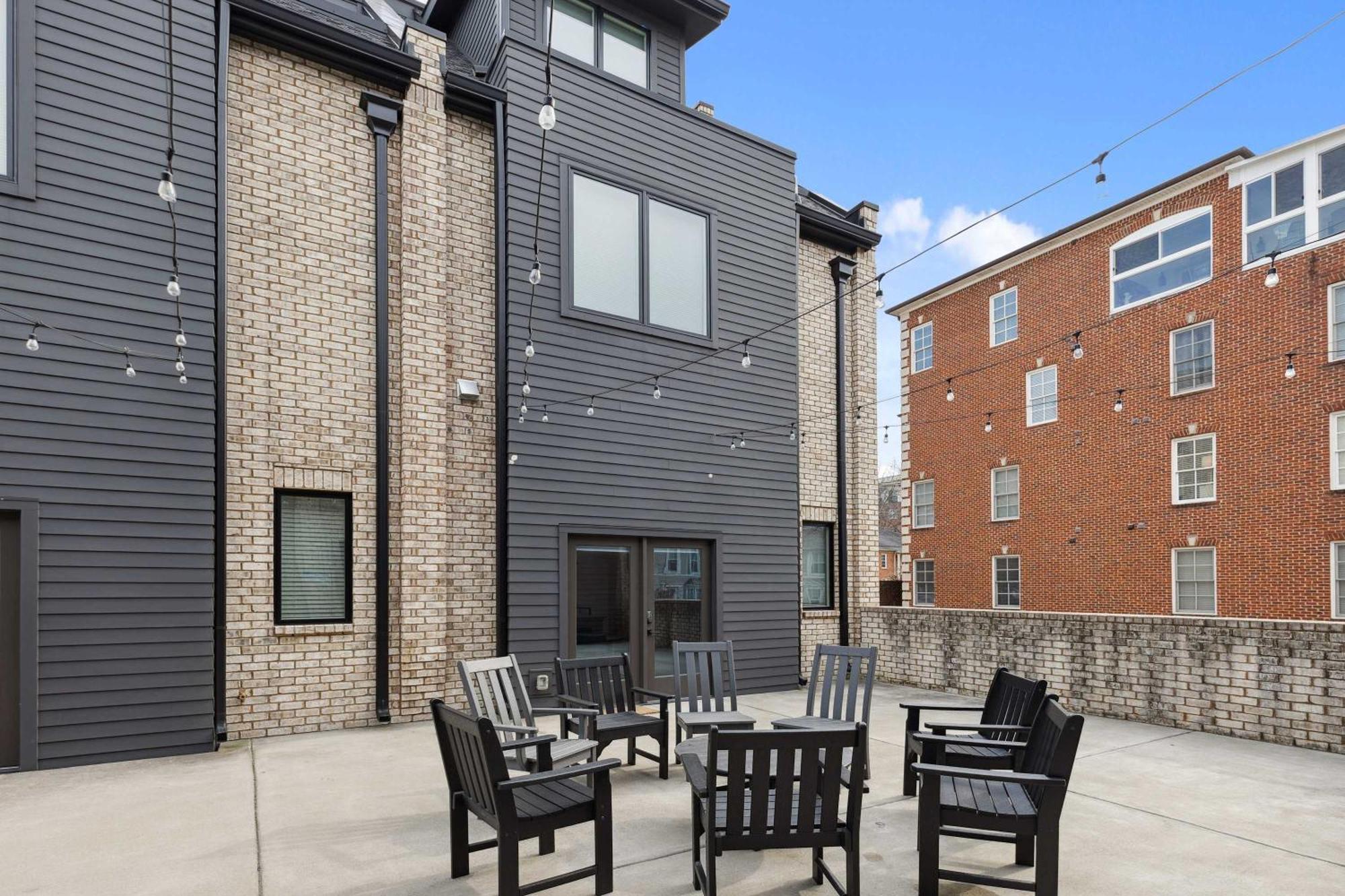 West End Oasis-new Building & Rooftop Views