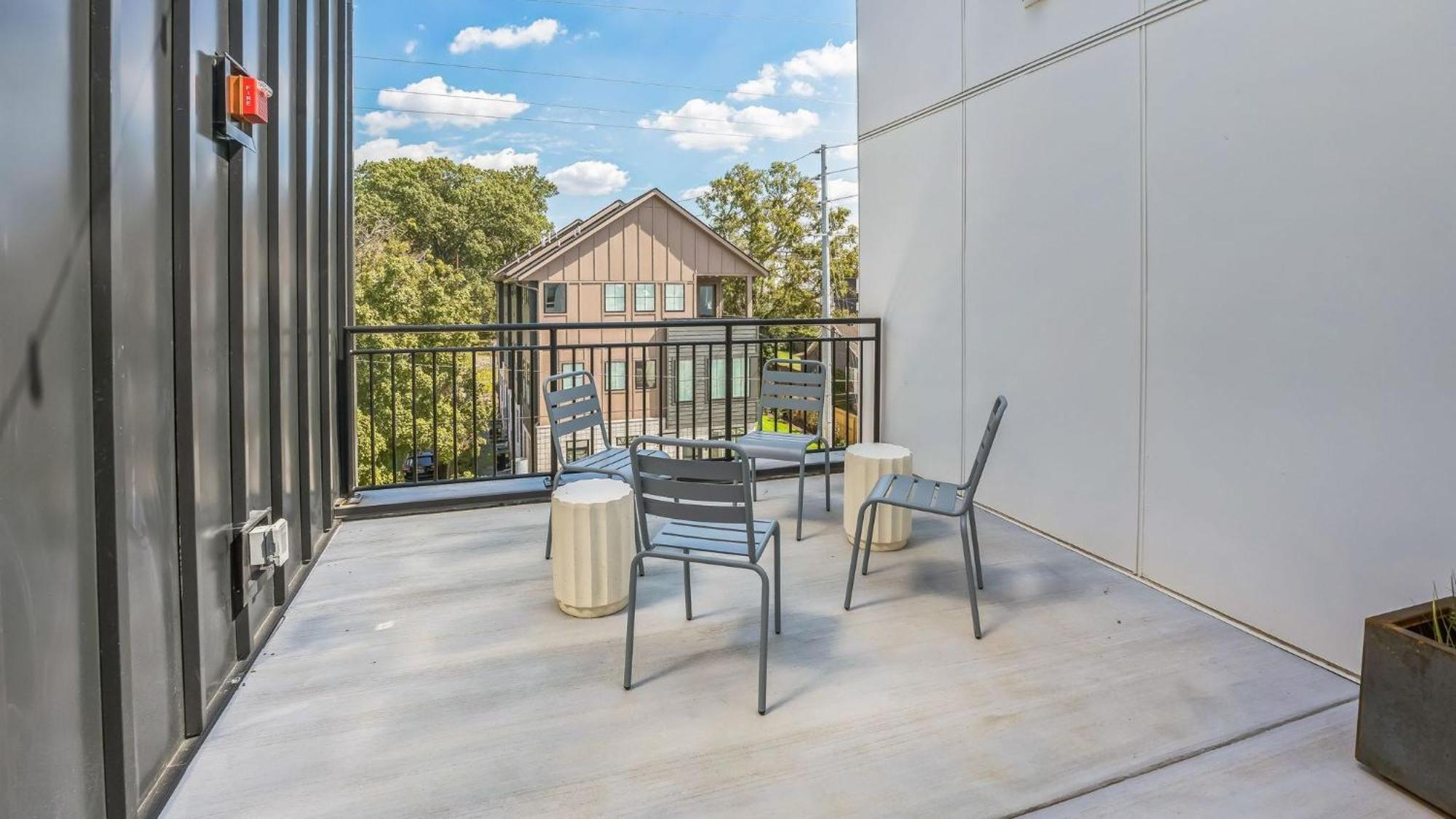 Holiday home Modern Getaway Minutes From Downtown Five Points Hearth And Hideout By Avantstay *