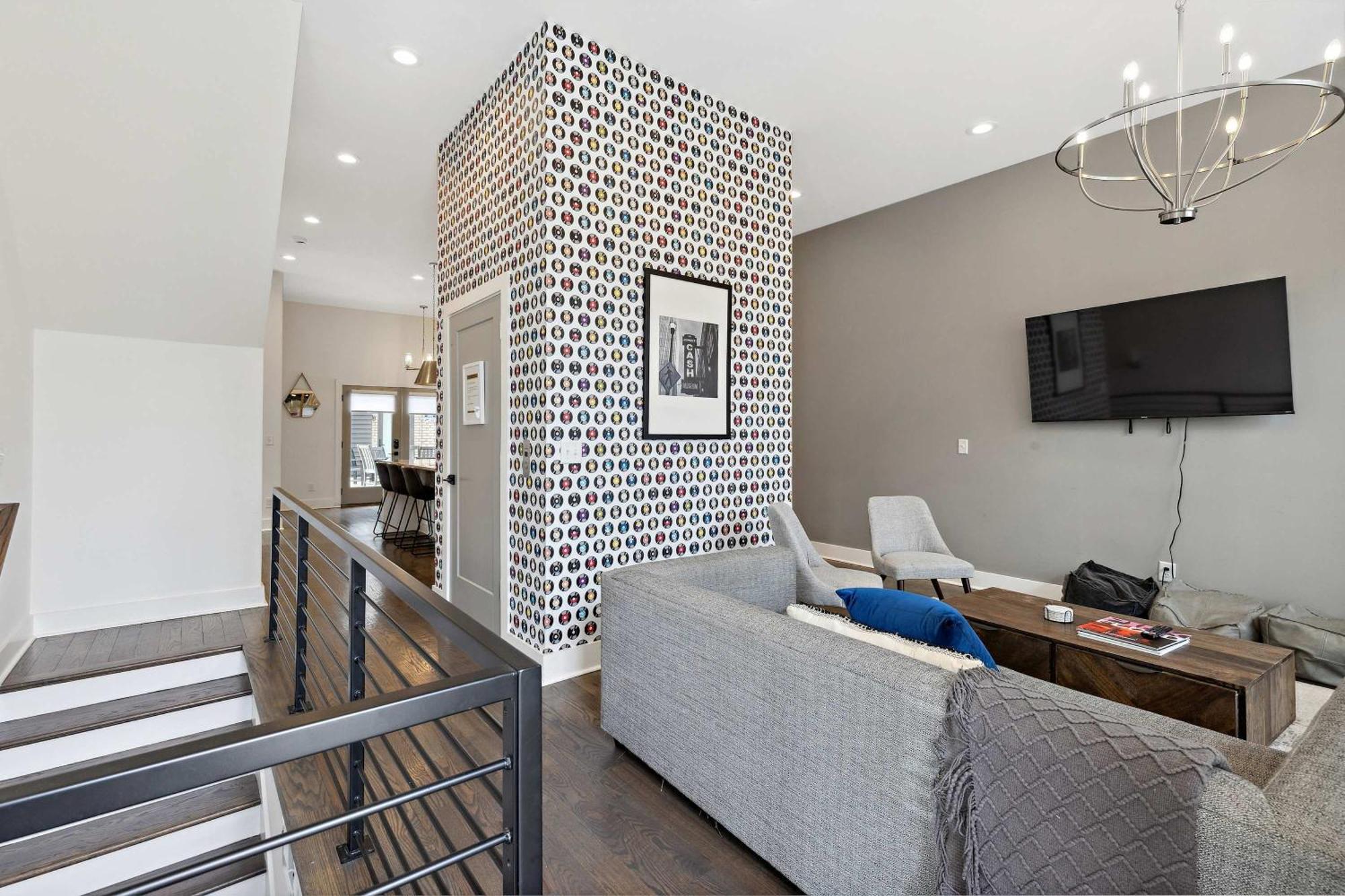 West End Oasis-new Building & Rooftop Views *