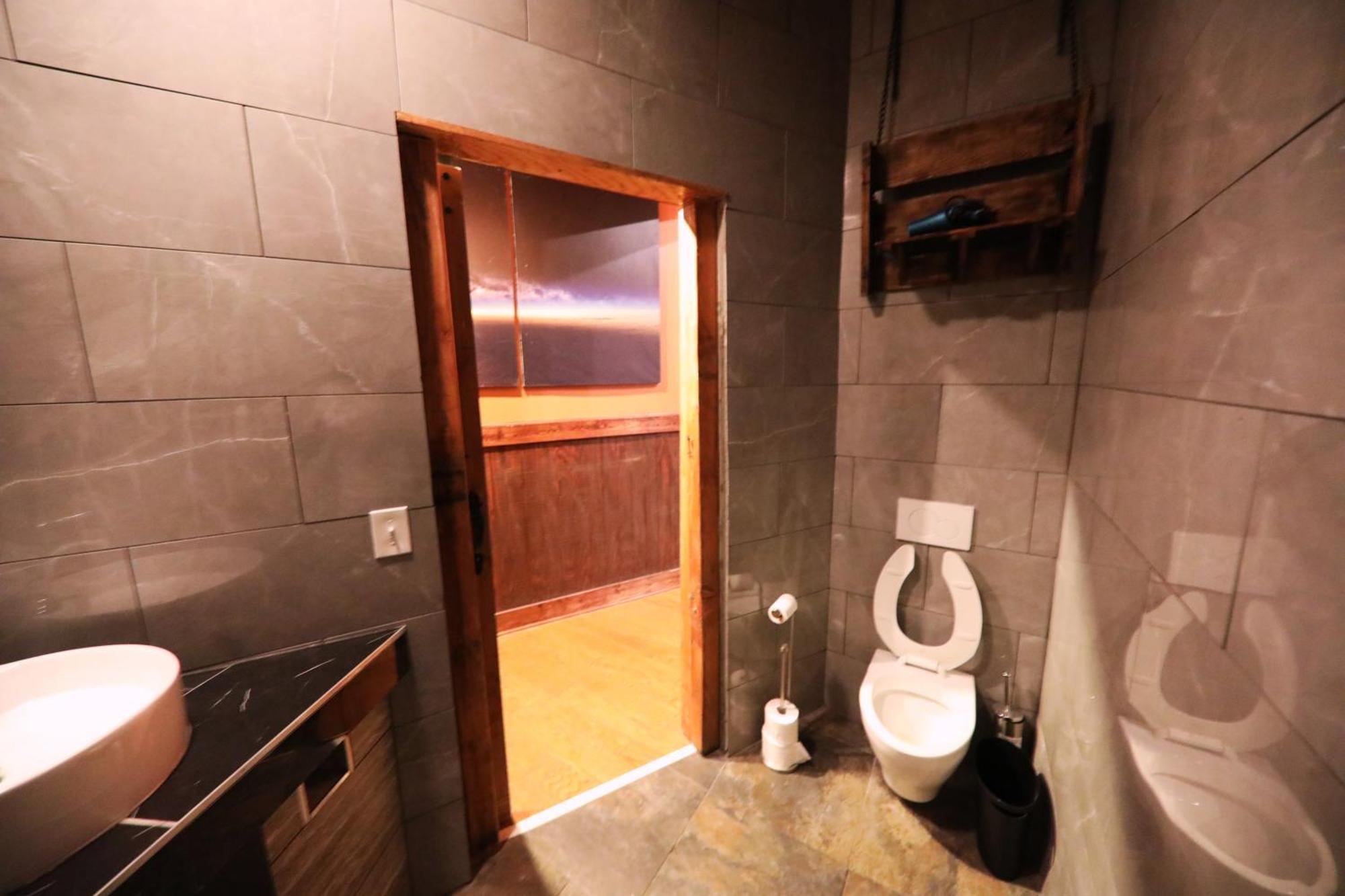 Holiday home Rockstar Mansion By Broadway