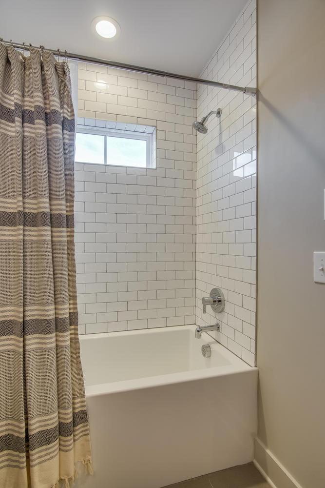 The Marigold By Local Holiday home *