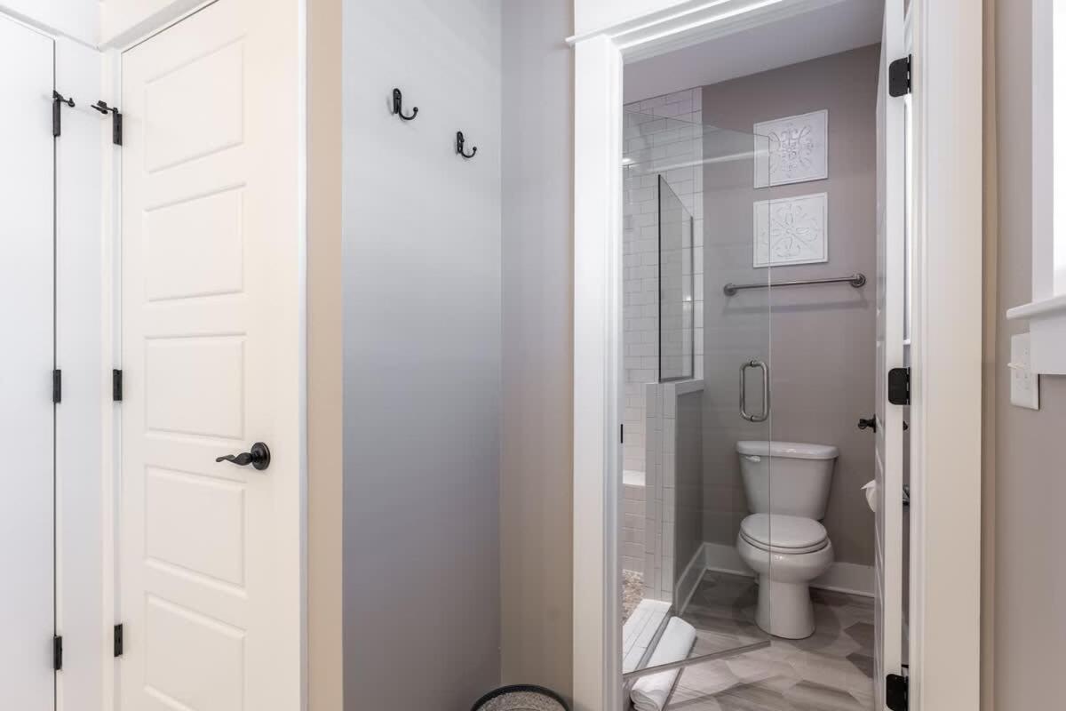 The Essex By Local *