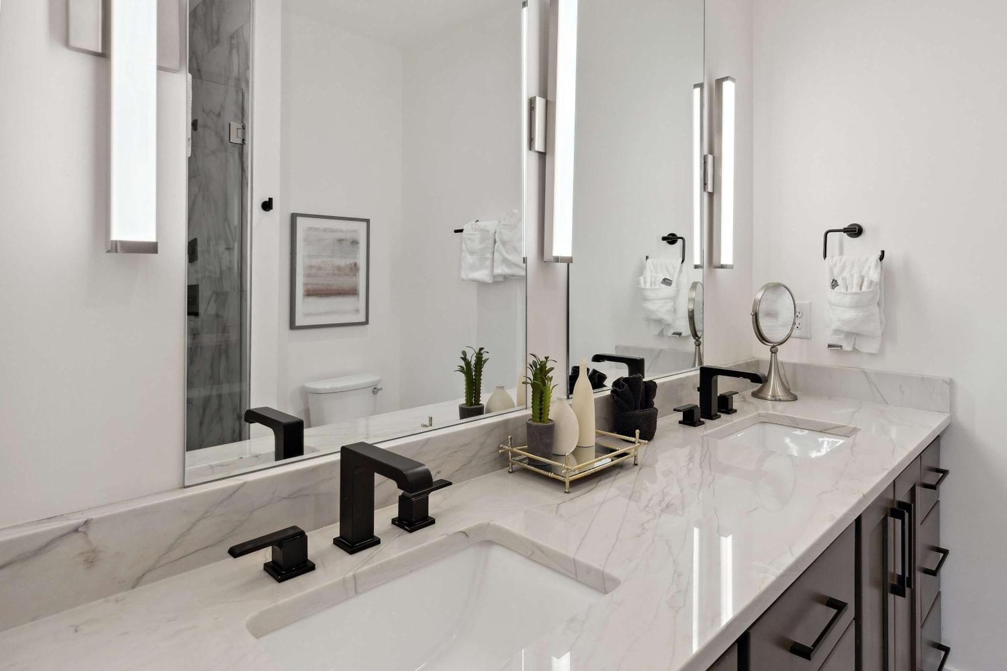 Holiday home West End Oasis-new Building & Rooftop Views Nashville