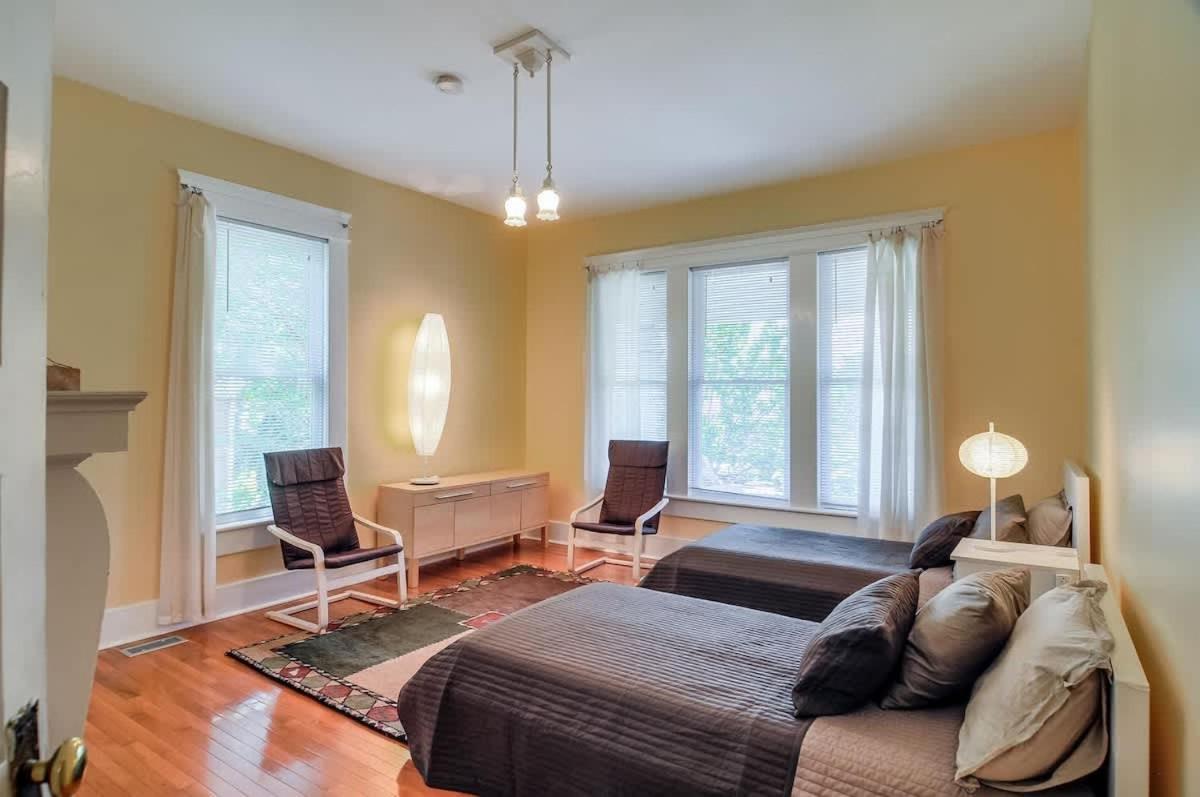 The Hummingbird Retreat By Local Apartment *