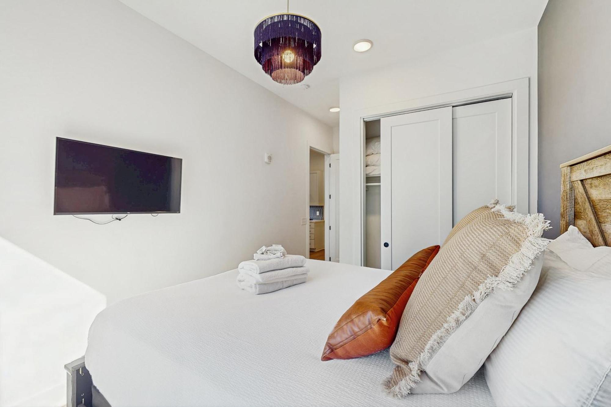 Apartment Main Street Retreat