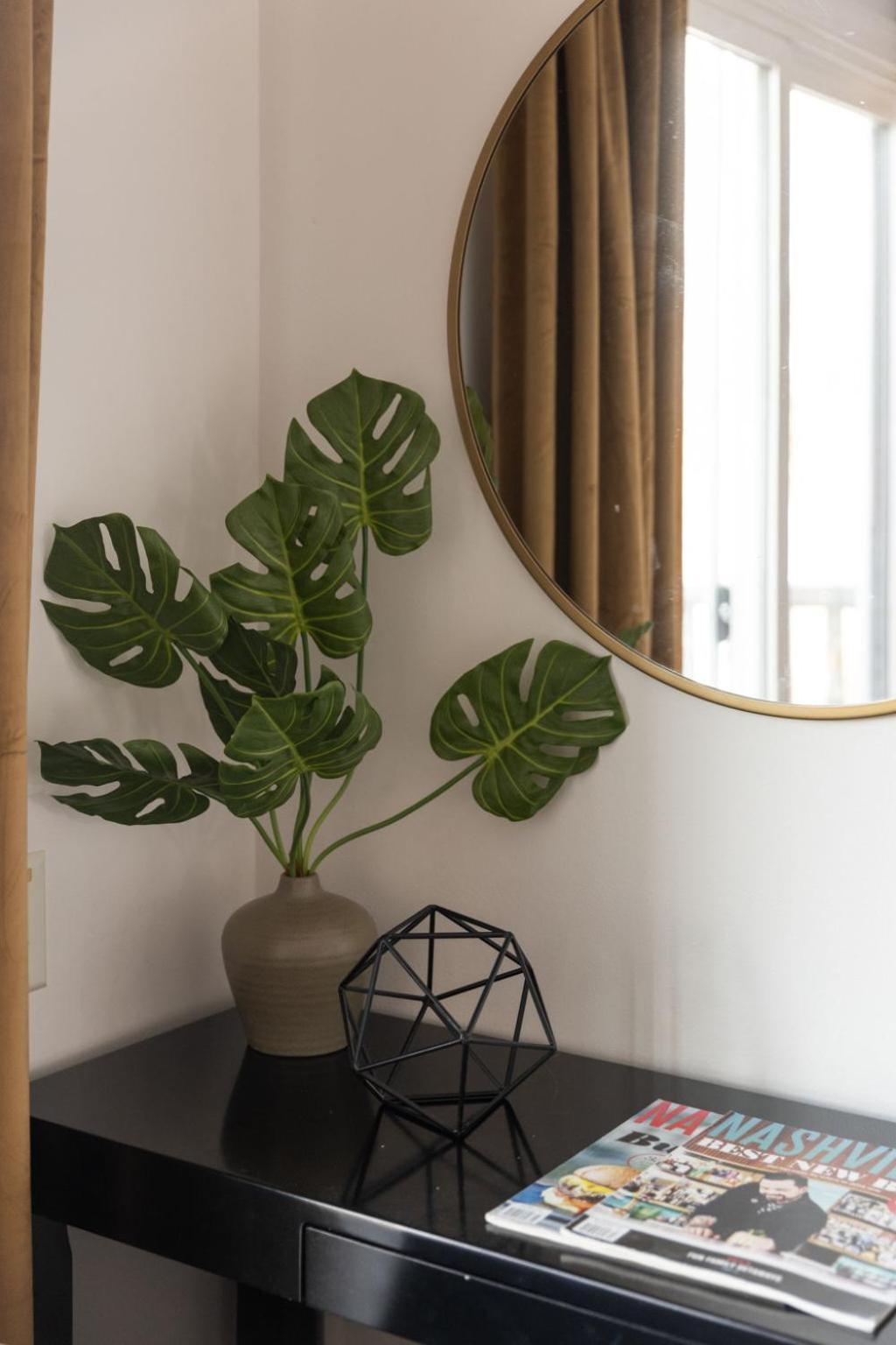 Apartment Downtown Riverfront Unit 790 *