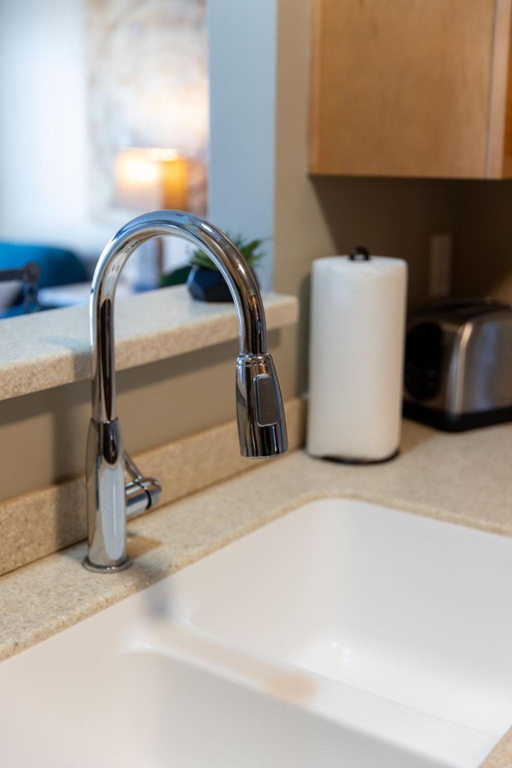 Downtown Riverfront Apartment