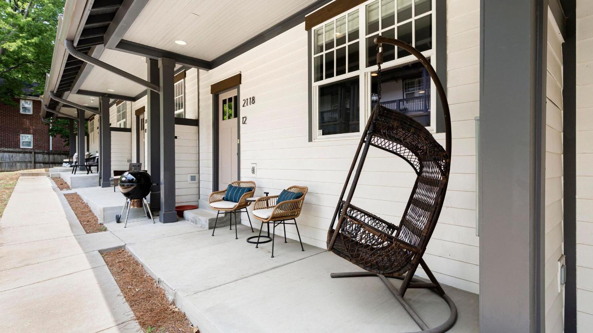 Waverly By Avantstay Nashville-inspired Townhome W Luxury Kitchen Pool Table Apartment *