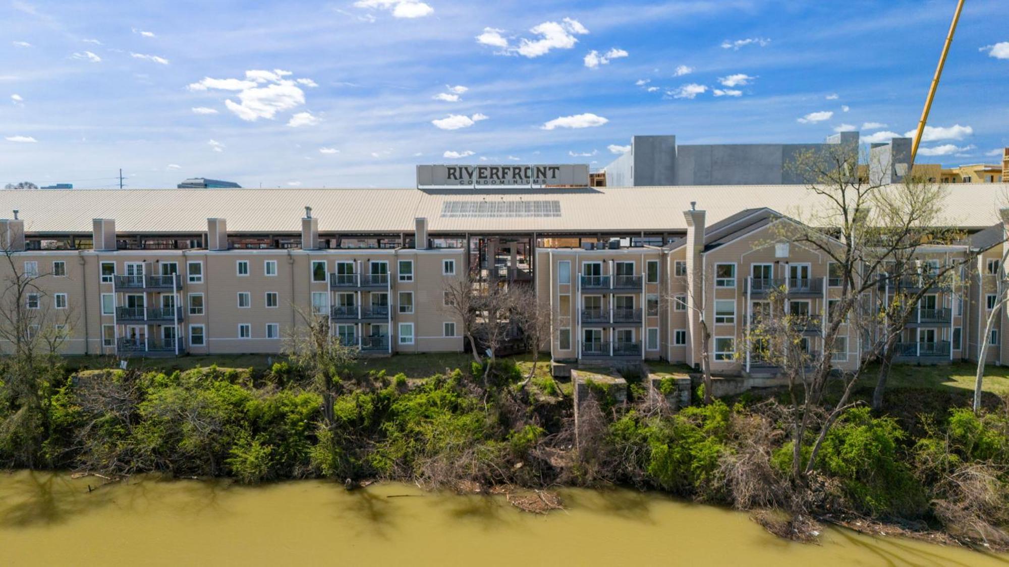 Apartment Downtown Riverfront Nashville