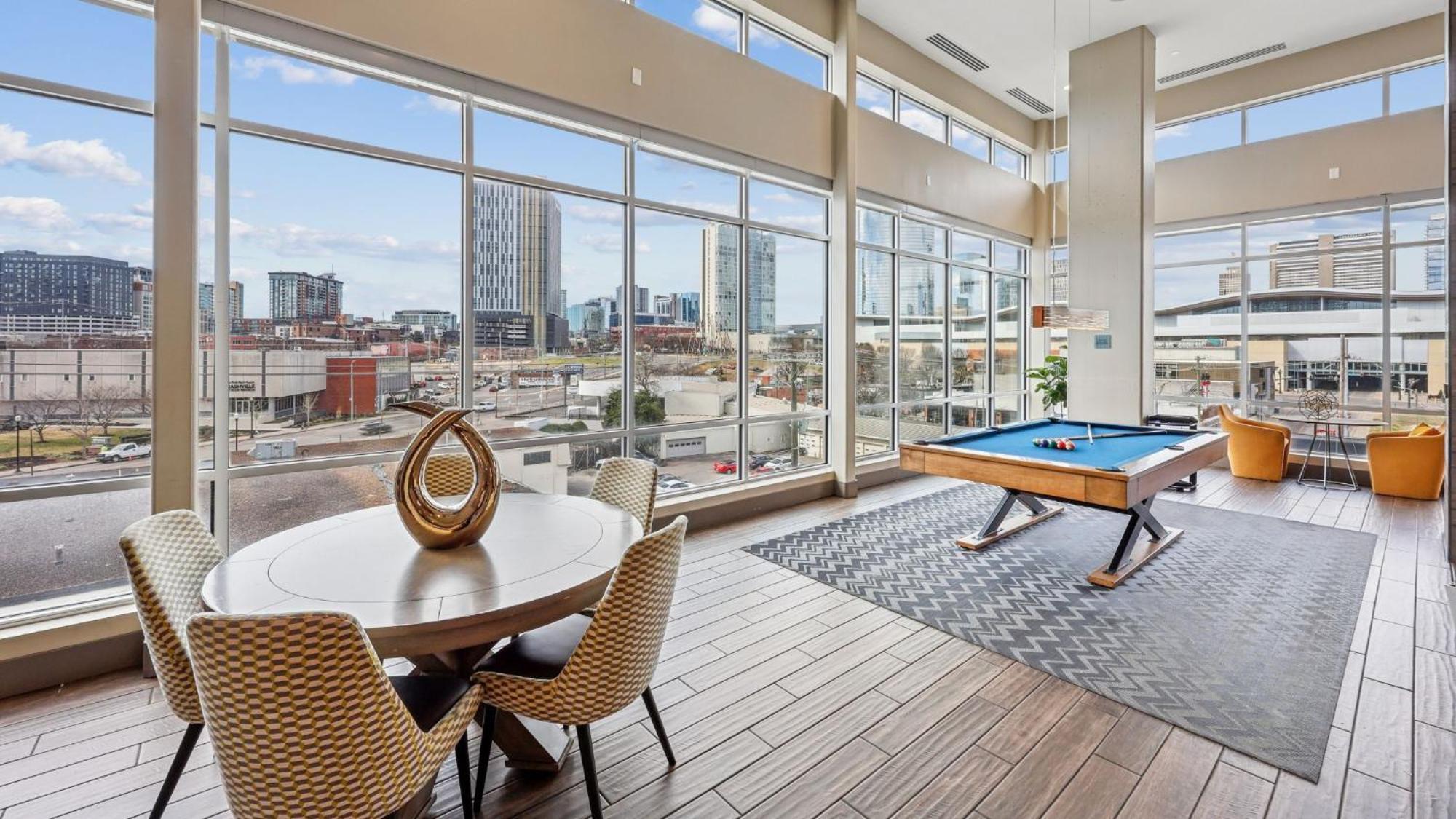 Hotel Sentral Sobro Nashville