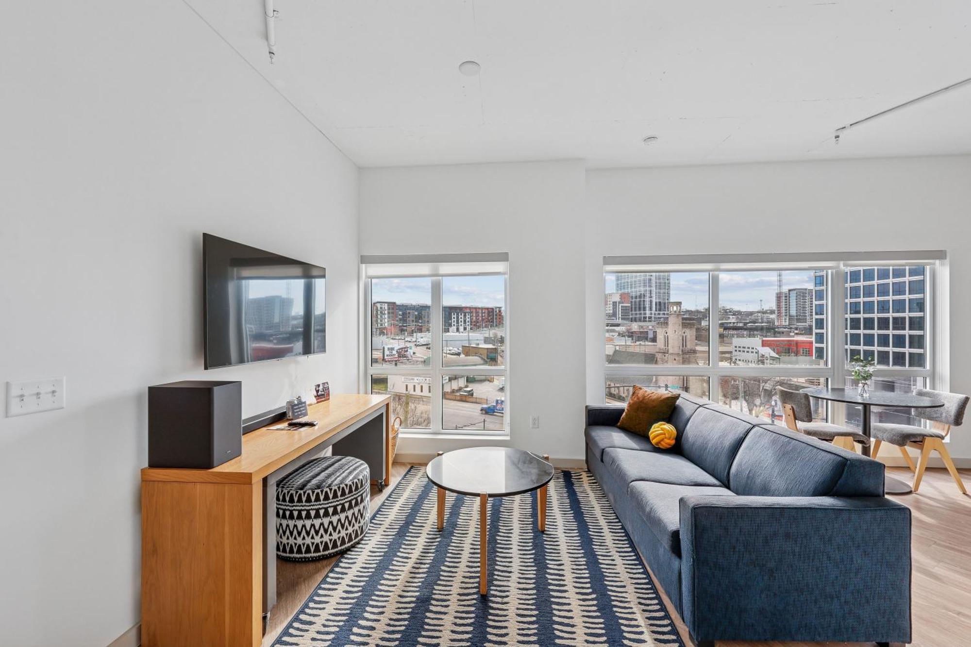 Hotel Sentral Sobro 4*