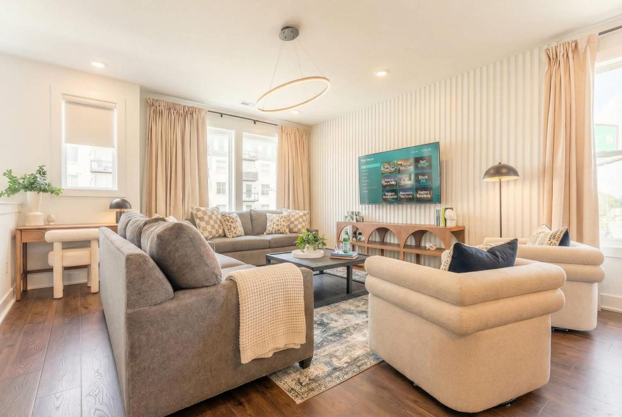 Holiday home Luxe 4br With Fire Pit Grill And Views Nashville