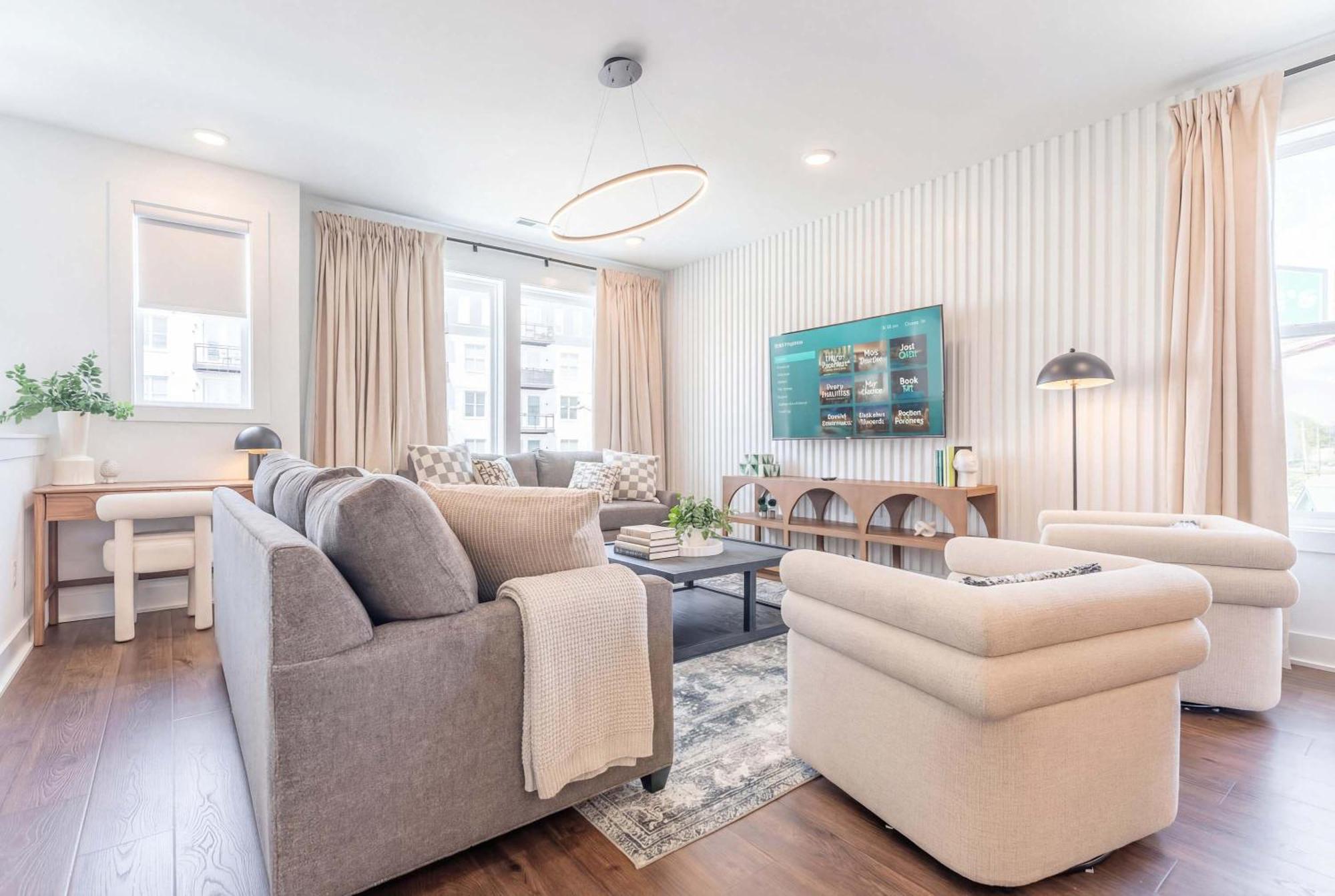 Holiday home Luxe 4br Retreat With Rooftop Fire Pit & Garage *