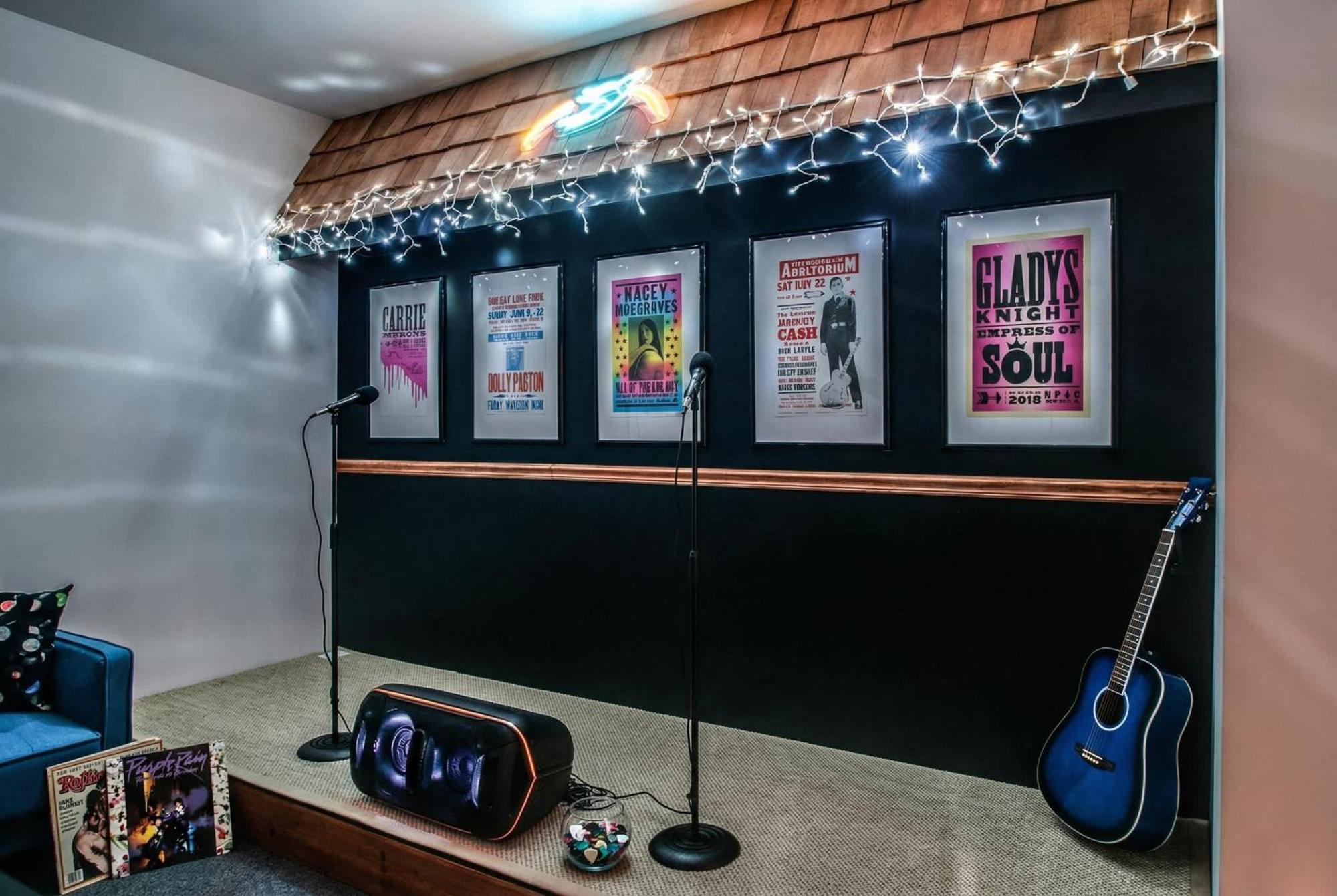 Holiday home Rooftop Downtown Views - Bluebird Karaoke