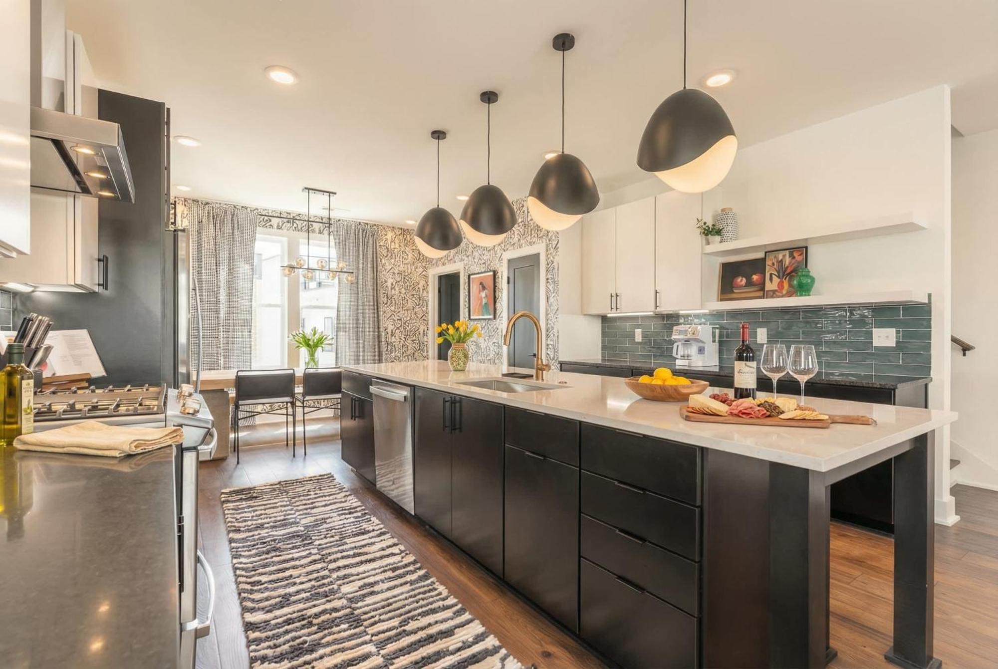 Luxe 4br With Fire Pit Grill And Views Nashville