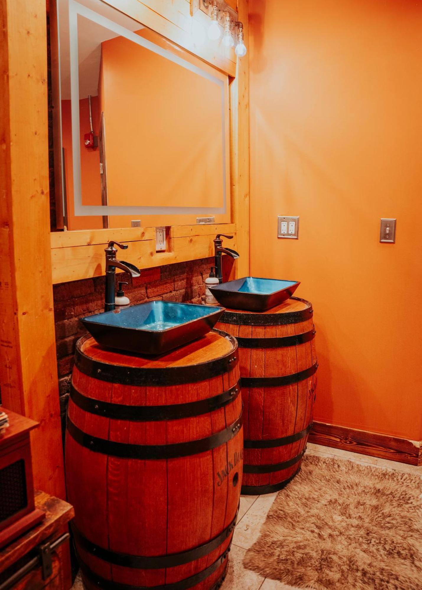 Holiday home Broadway 4br 2bth 2500sf Art Gallery And Steam Nashville