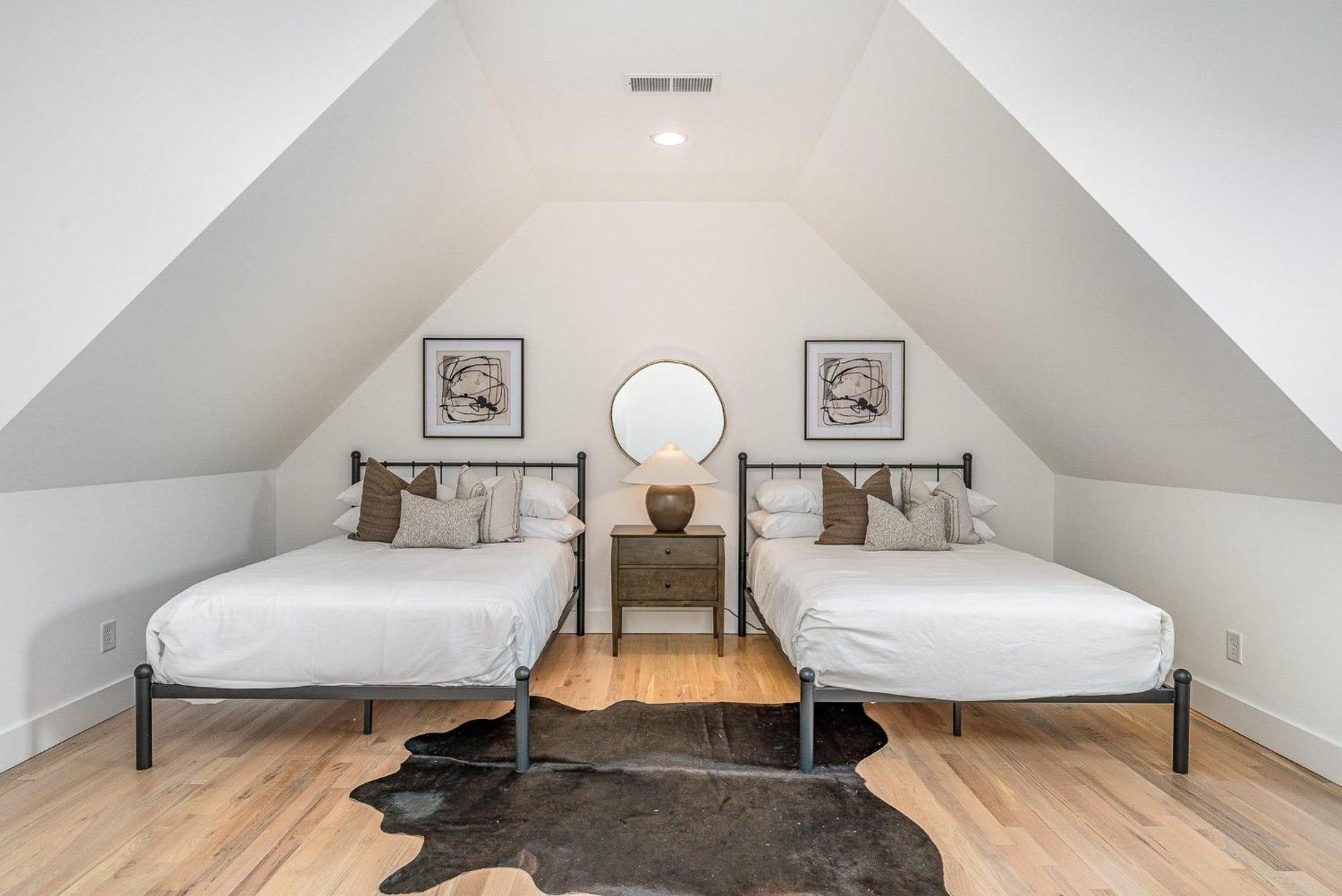 Aurora-private Deck-9 Mins To Broadway Holiday home Nashville