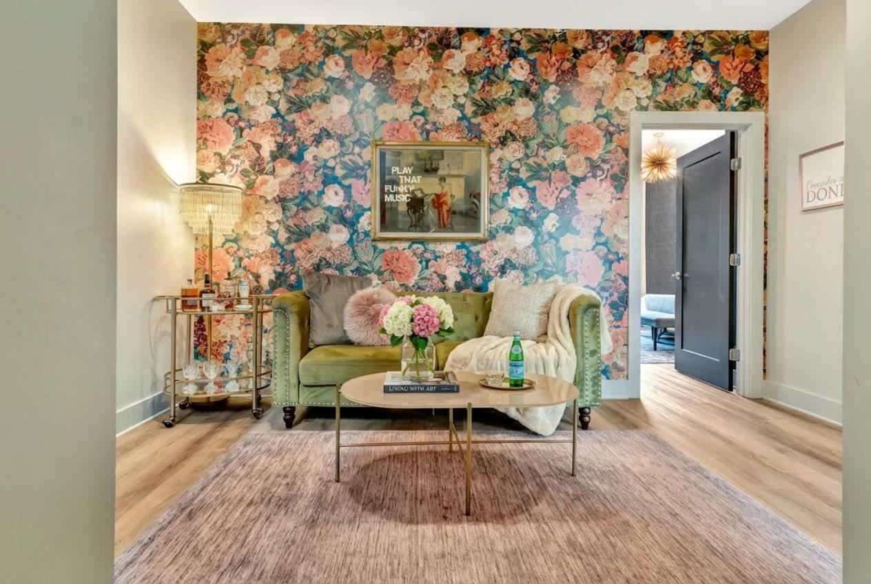 Rooftop Deck 2 Car Garage Near Downtown *