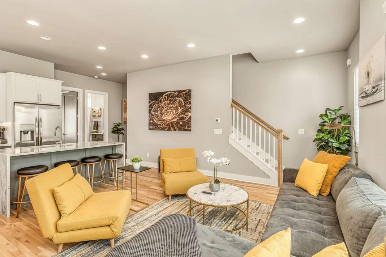 Grill Fire Pit & Views Near Downtown Holiday home *