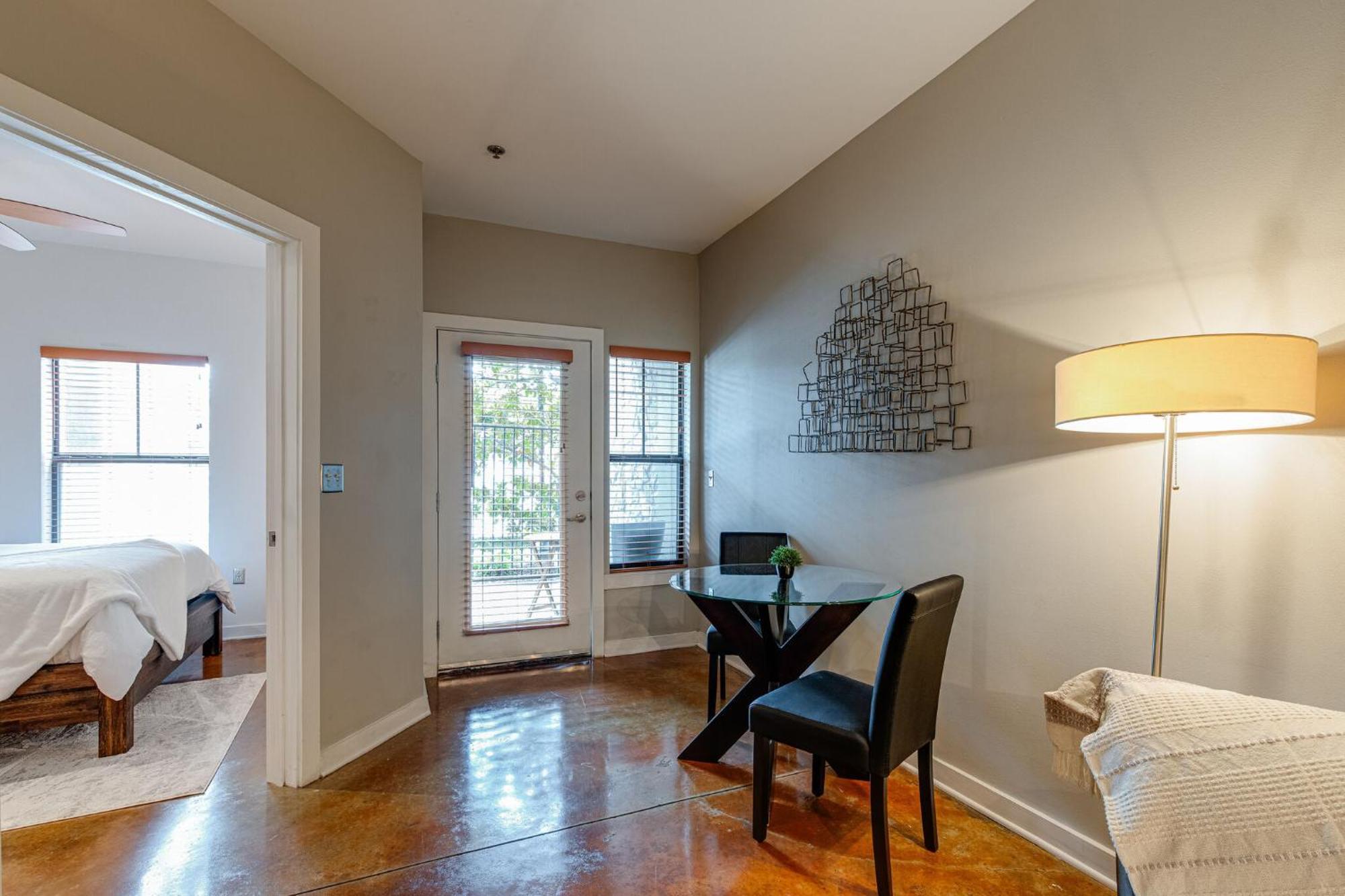 Holiday home Heart Of Midtown 1bd 1 Ba Condo!