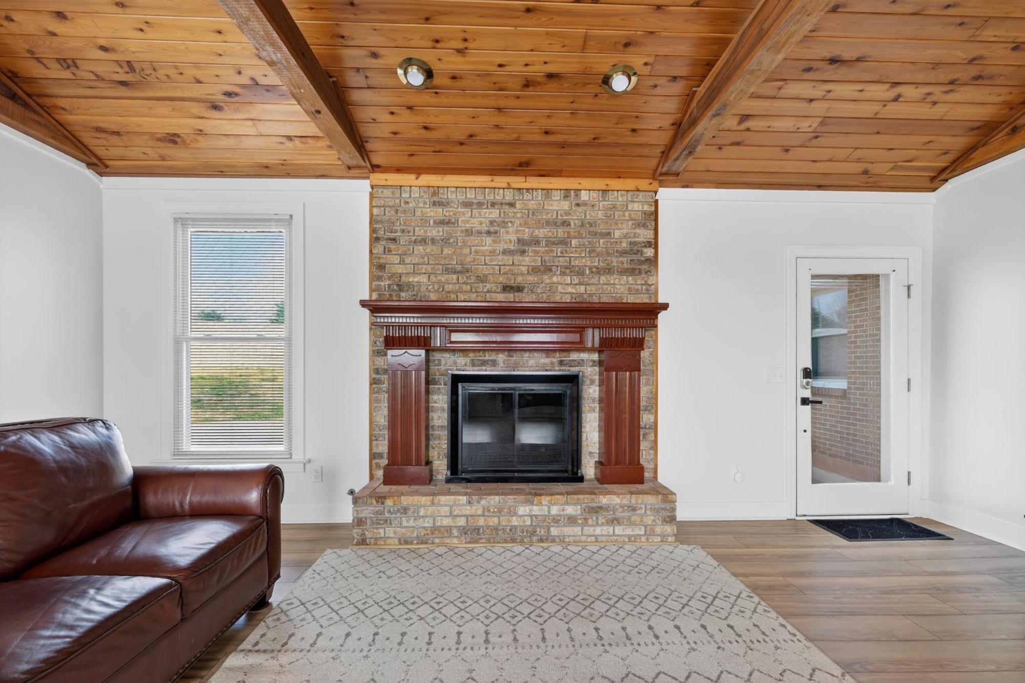 Quiet Retreat Near Opryland & Airport * Nashville