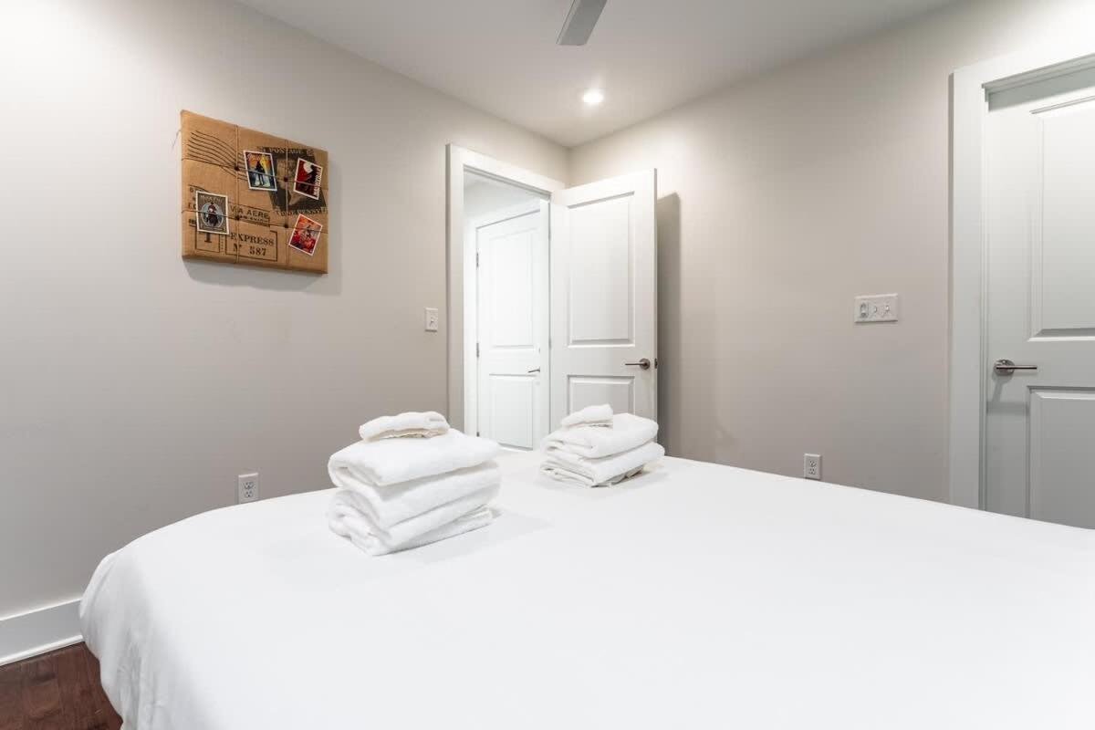 The Taylor Martin By Local Holiday home Nashville