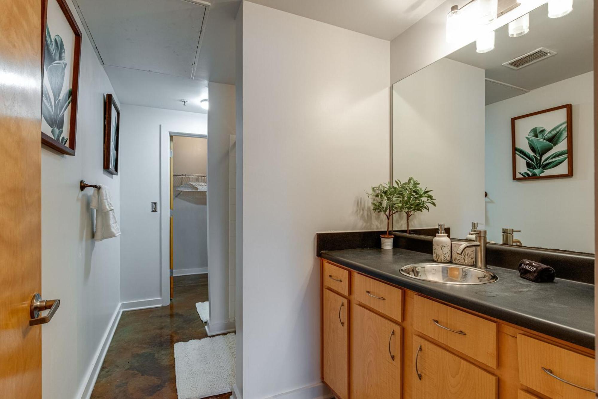 Holiday home Heart Of Midtown 1bd 1 Ba Condo!