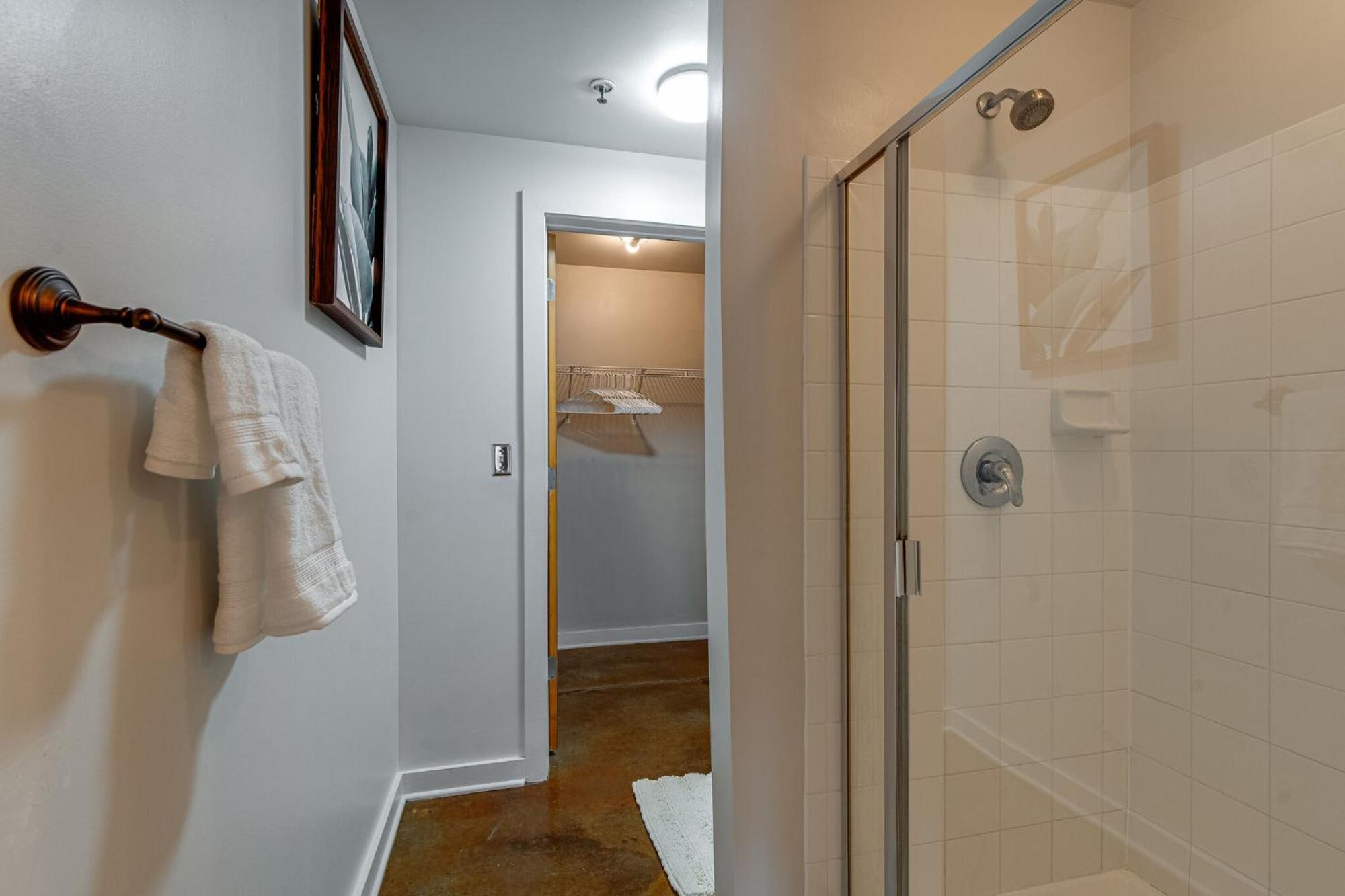 Heart Of Midtown 1bd 1 Ba Condo! Holiday home Nashville
