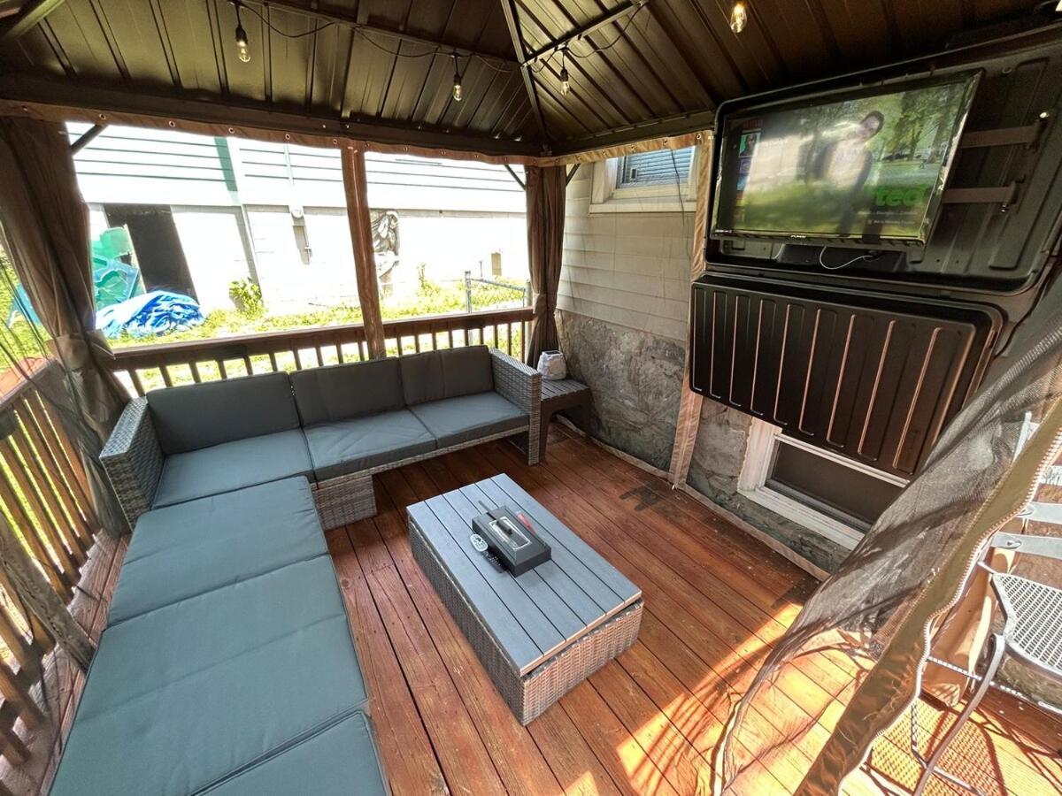 Away From Mlnutes! To Broadway & Stadium Holiday home *