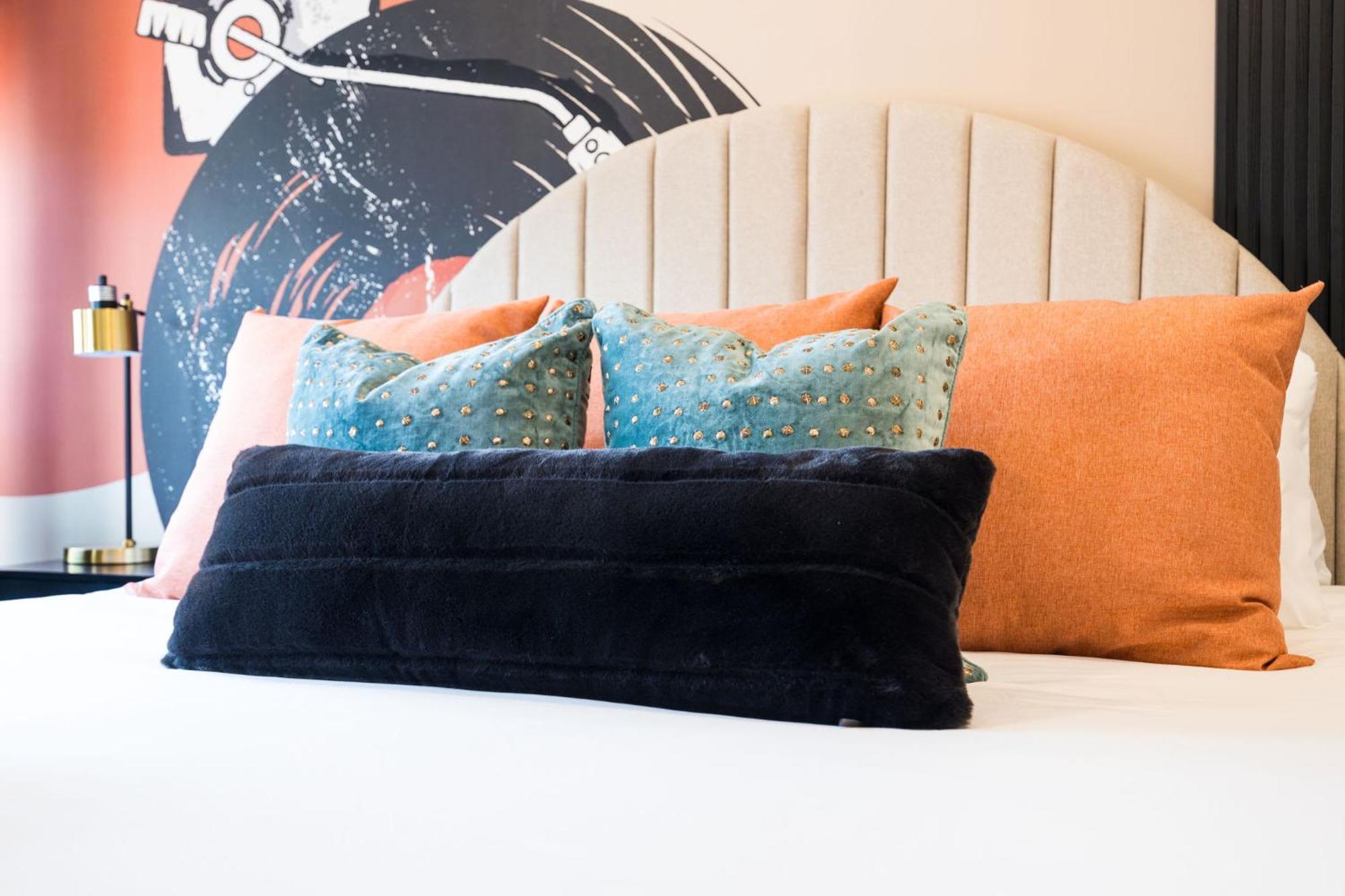 Funky Town - Walkable To Attractions Holiday home *