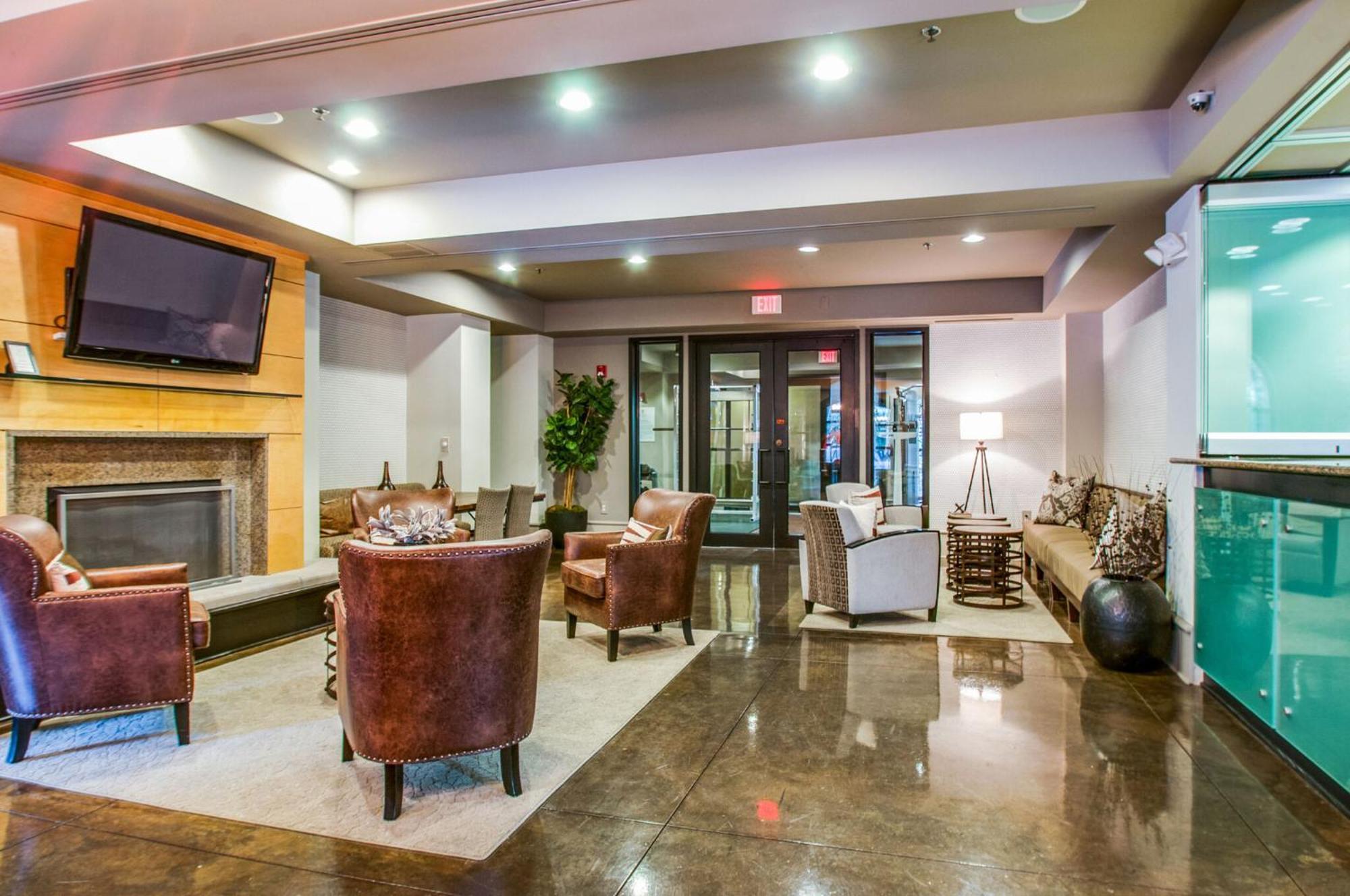 Heart Of Midtown 1bd 1 Ba Condo! Holiday home