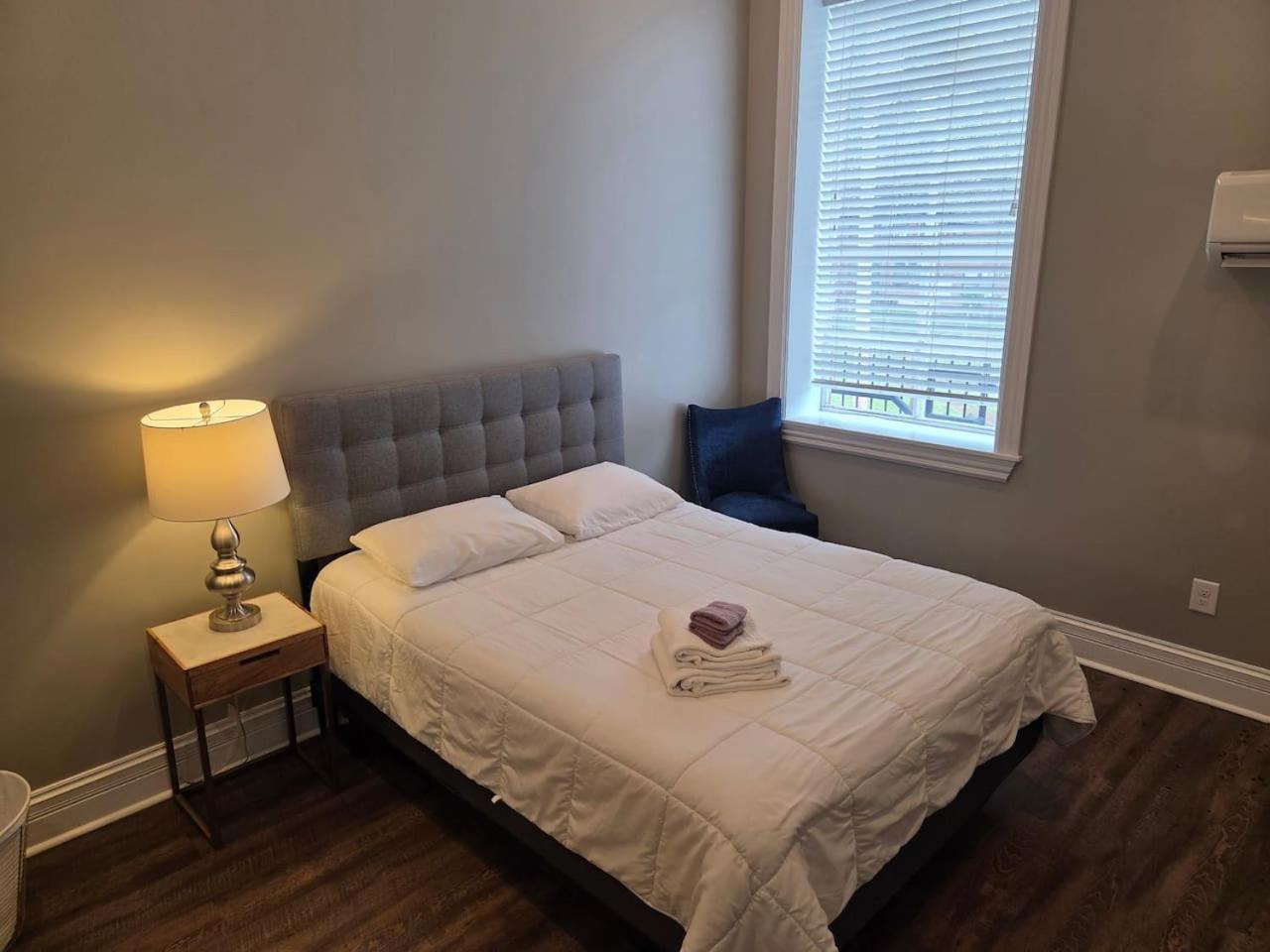 Apartment Bright And Cozy Church Conversion1br