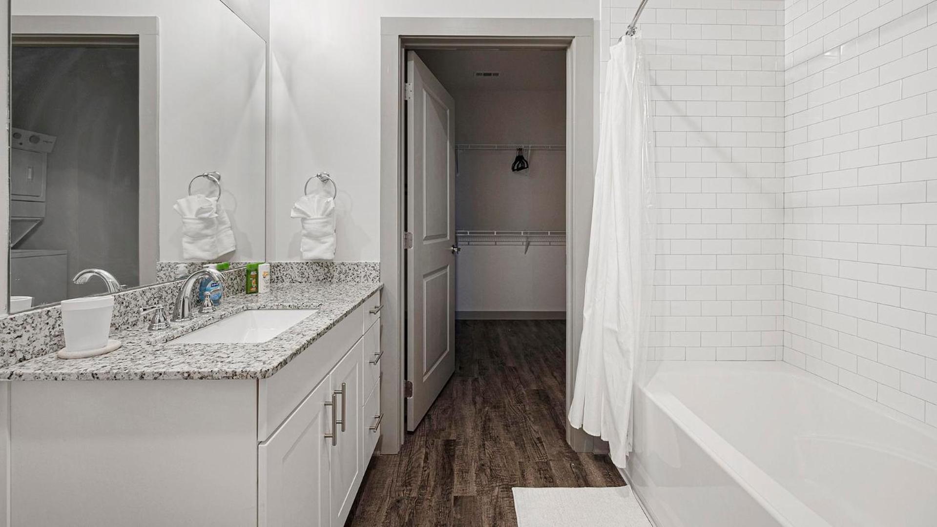 Landing Stunning 1Bd Gym Clubhouse *