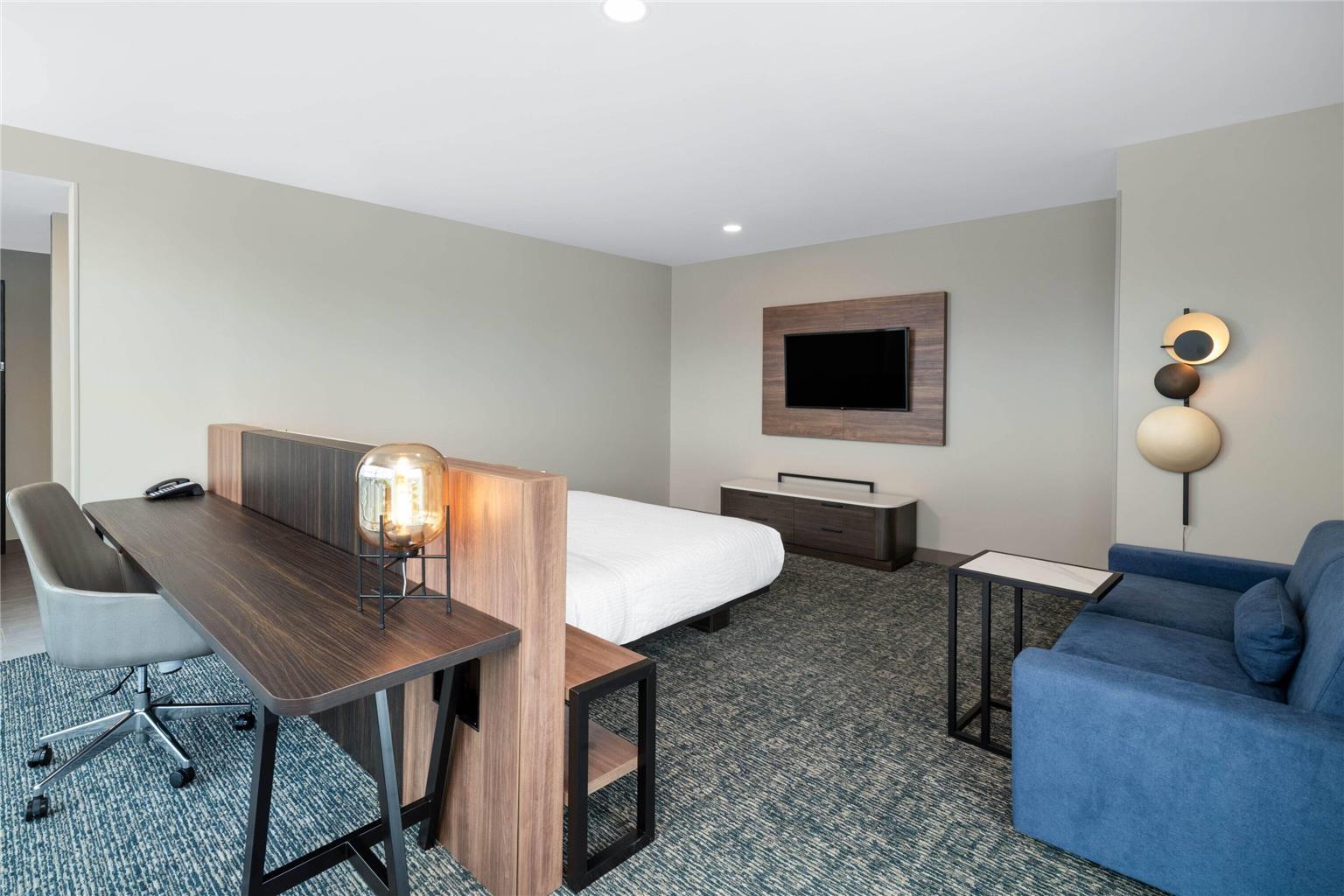 Hotel La Quinta & By Wyndham Downtown Stadium