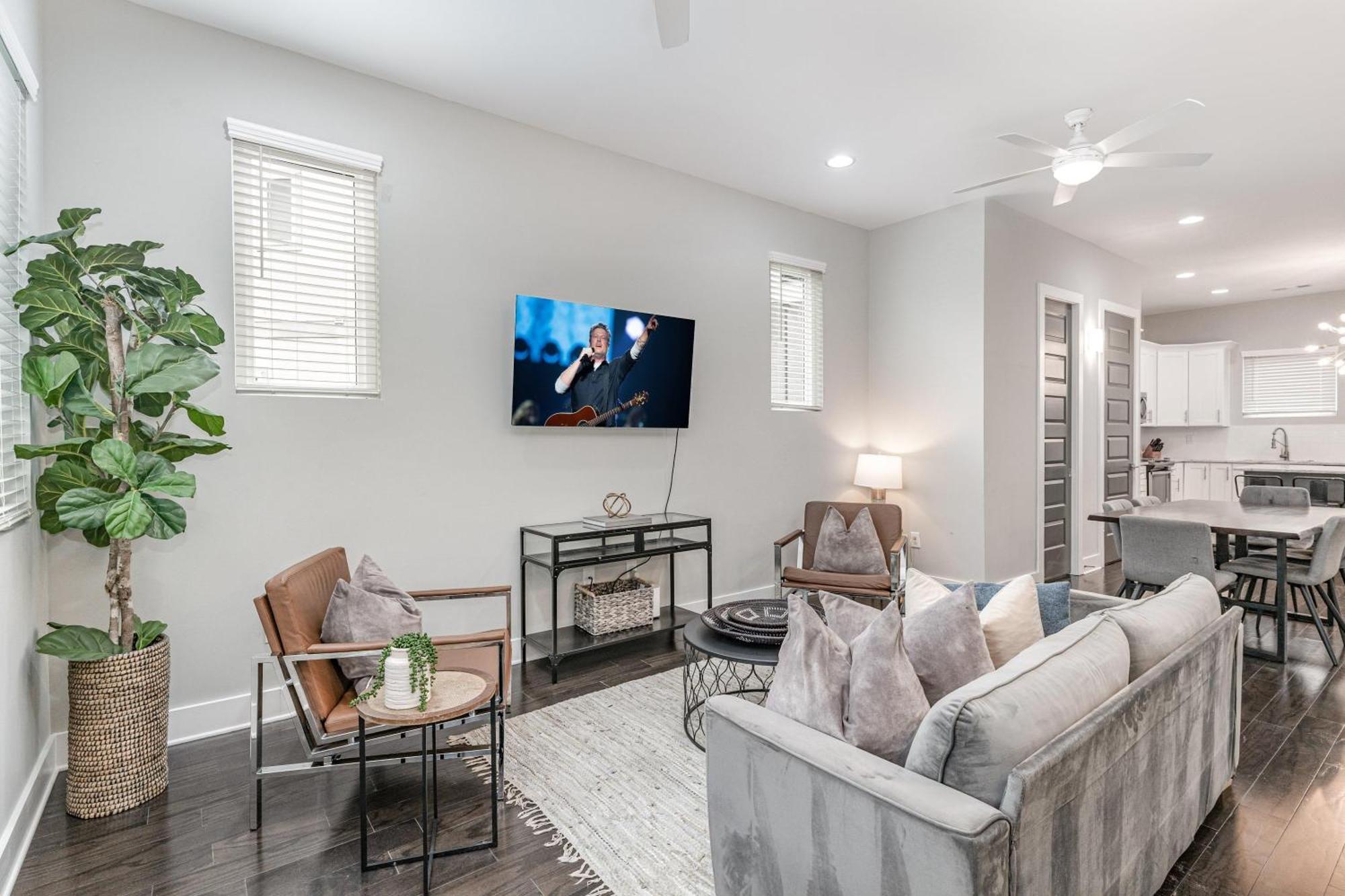 Cypress - Private Rooftop Patio - Mins To Broadway * Nashville