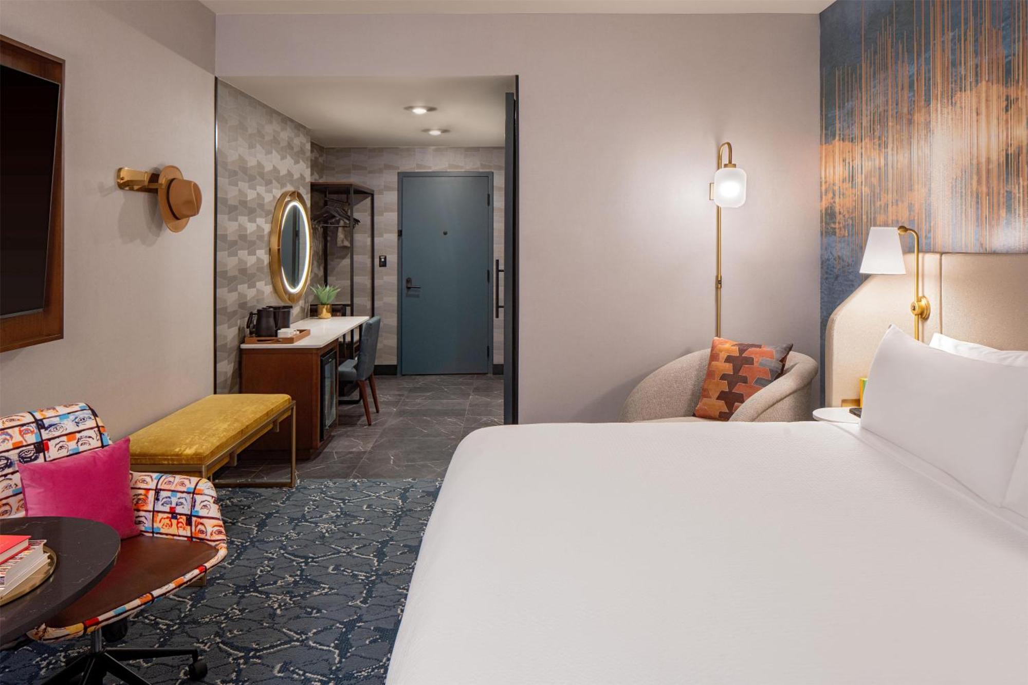 Hotel Tempo By Hilton Downtown 3*