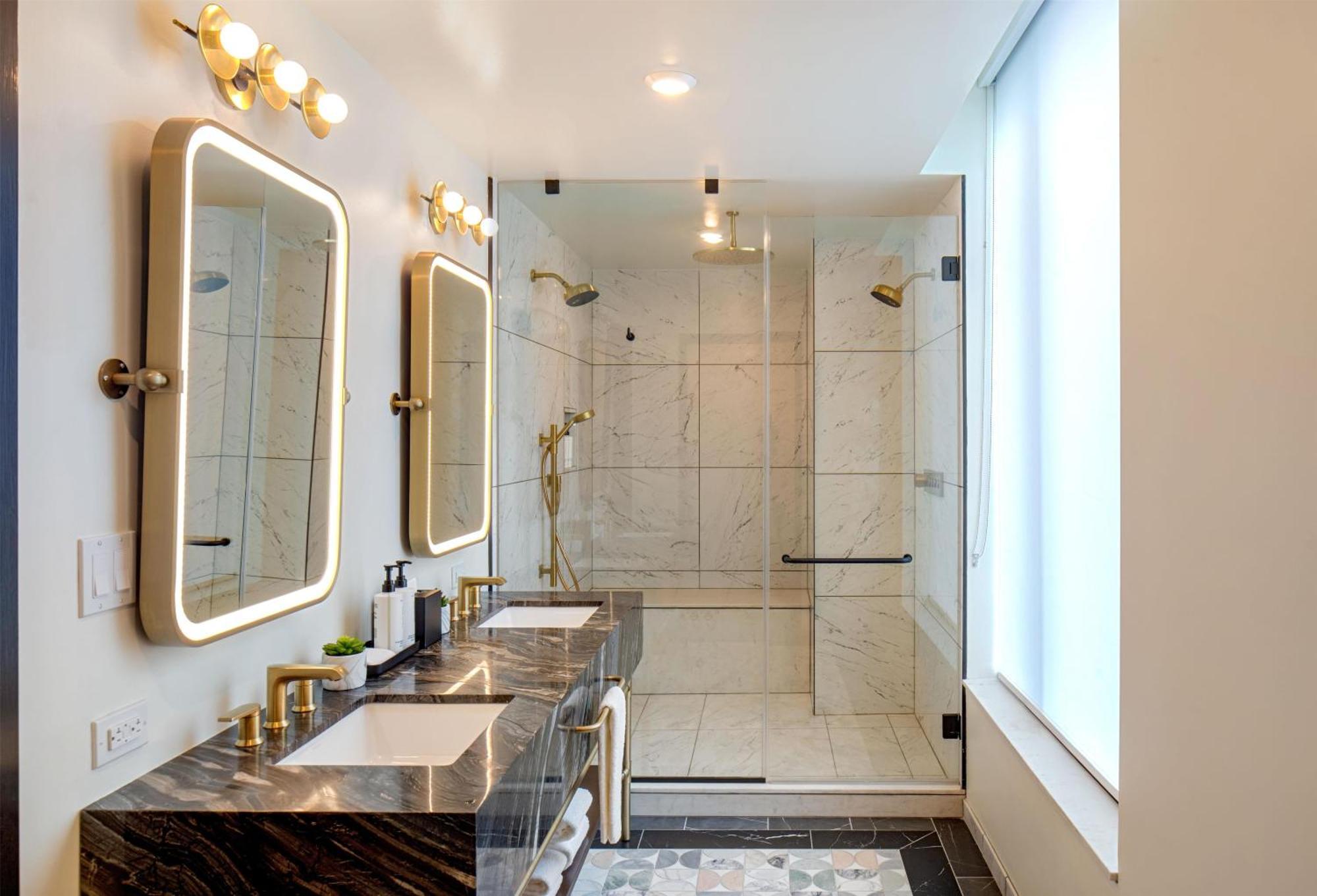 Hotel Tempo By Hilton Downtown Nashville