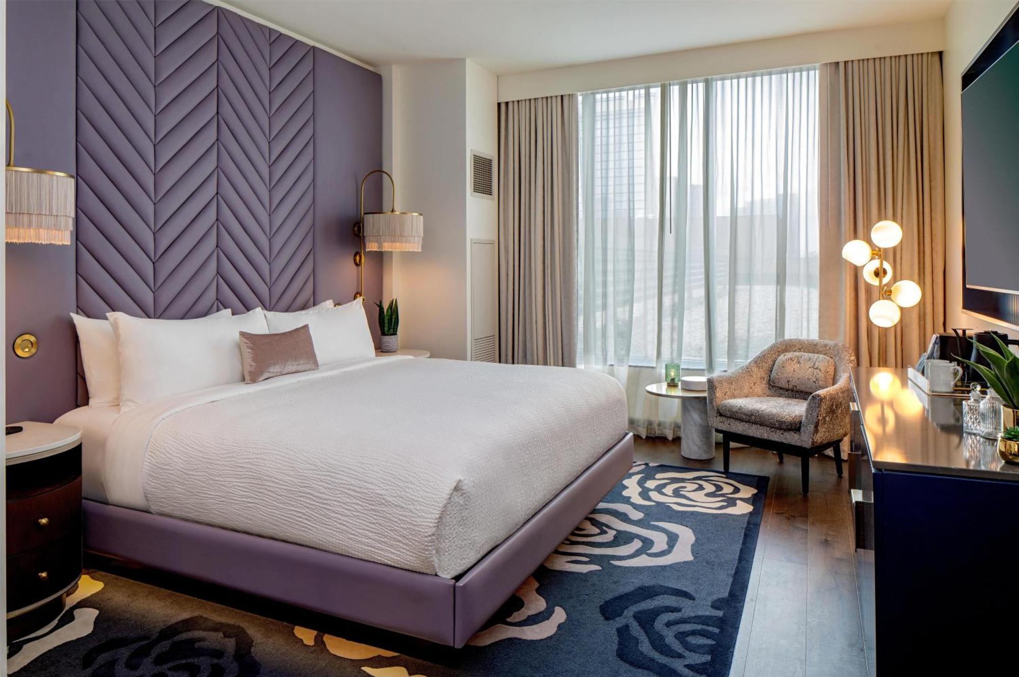 Hotel Tempo By Hilton Downtown